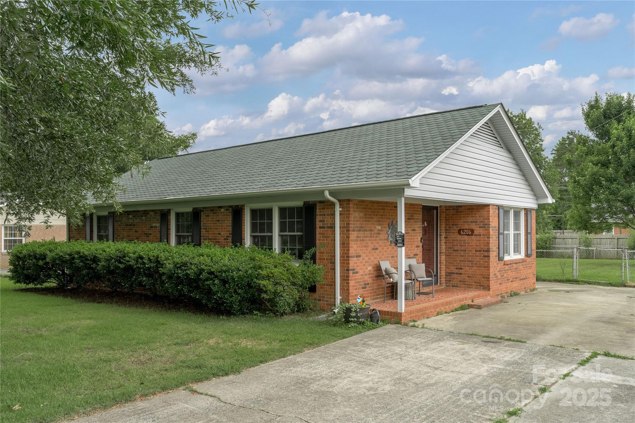 6206 Clearwater Drive