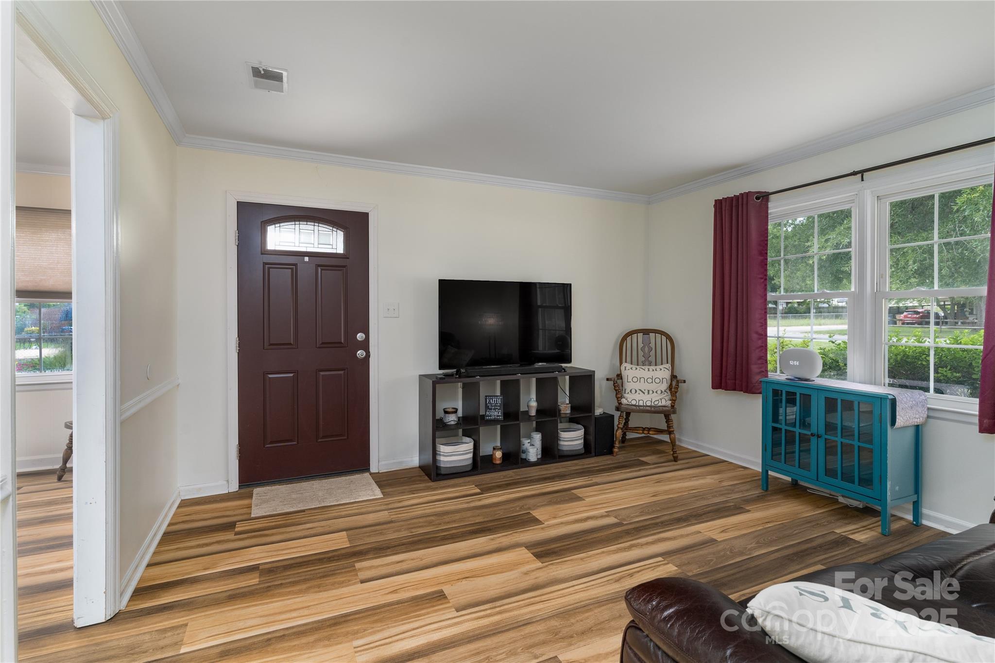 6206 Clearwater Drive