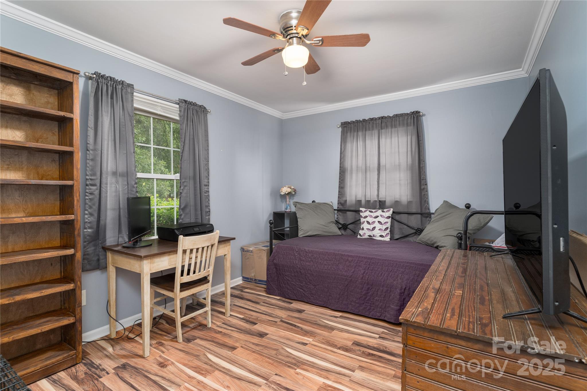 6206 Clearwater Drive