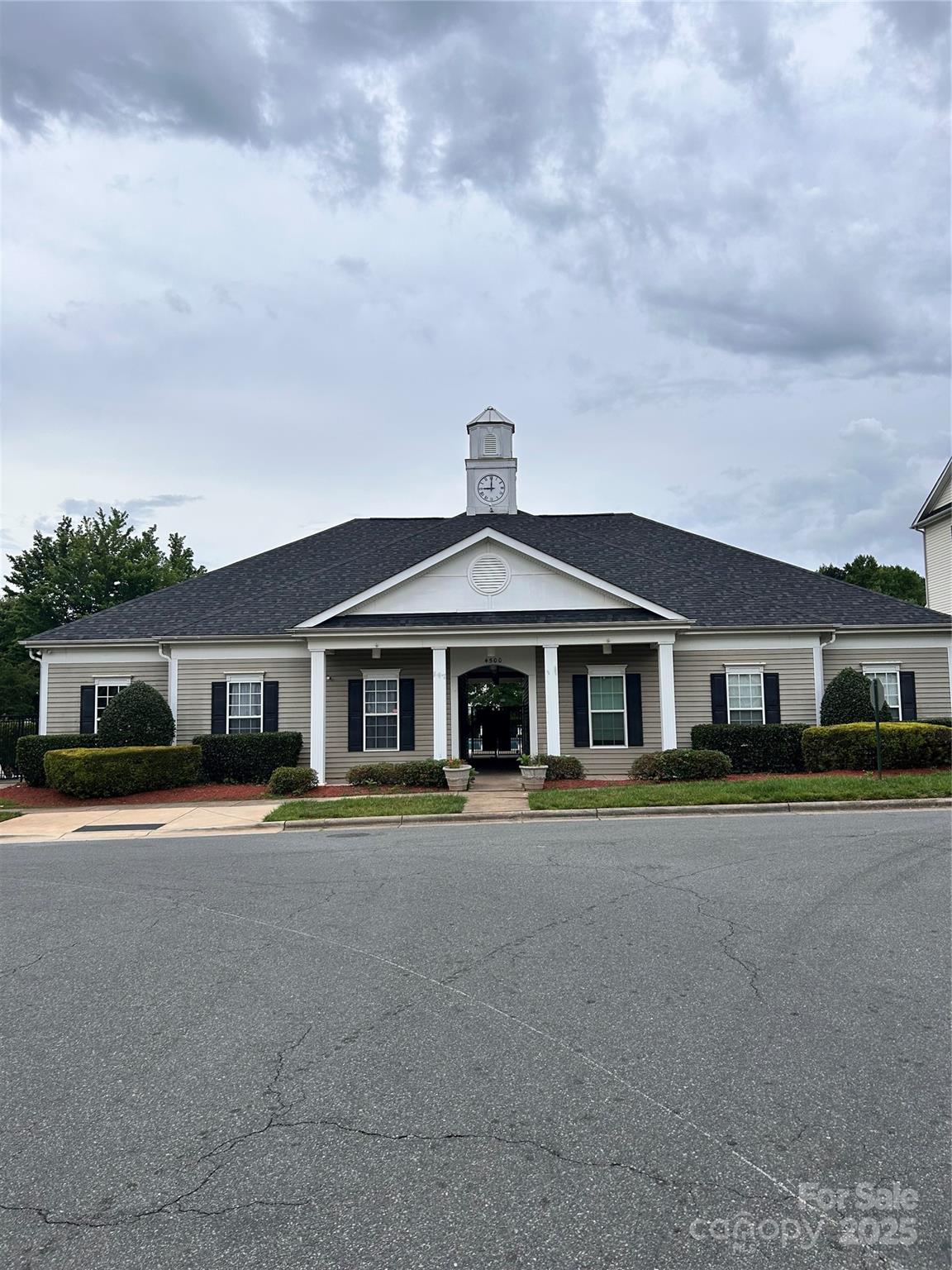 1177 Triece Lane