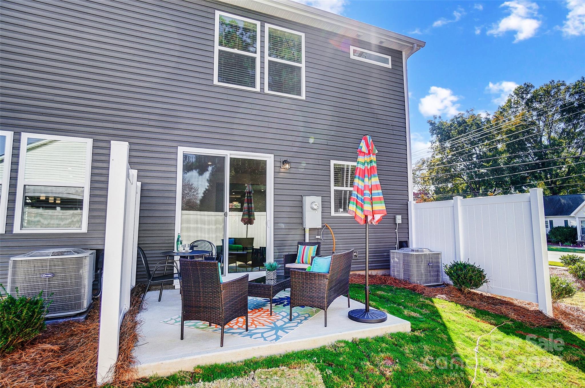 2465 Hedgecliff Road