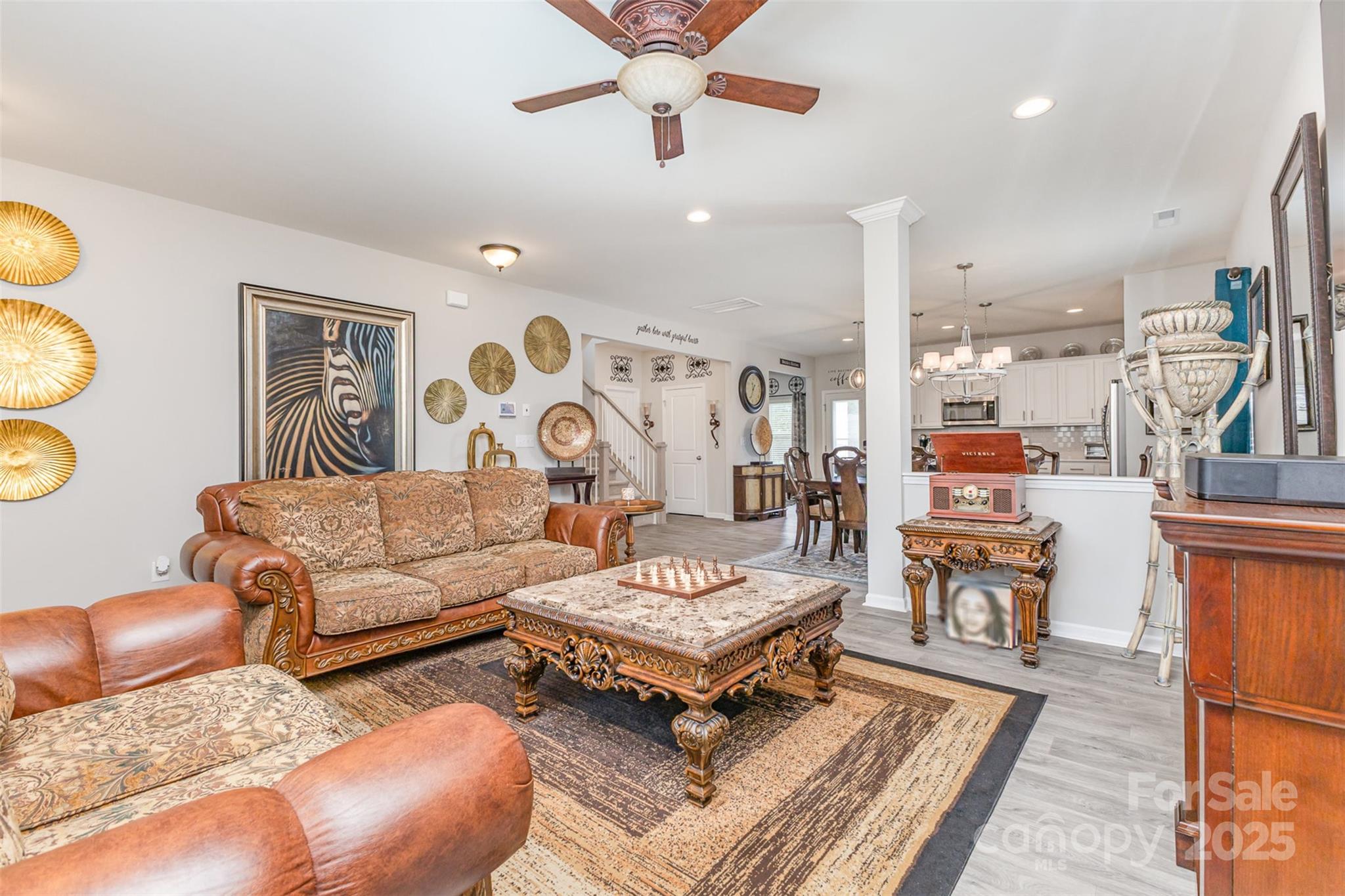 1117 Laurel Woods Drive