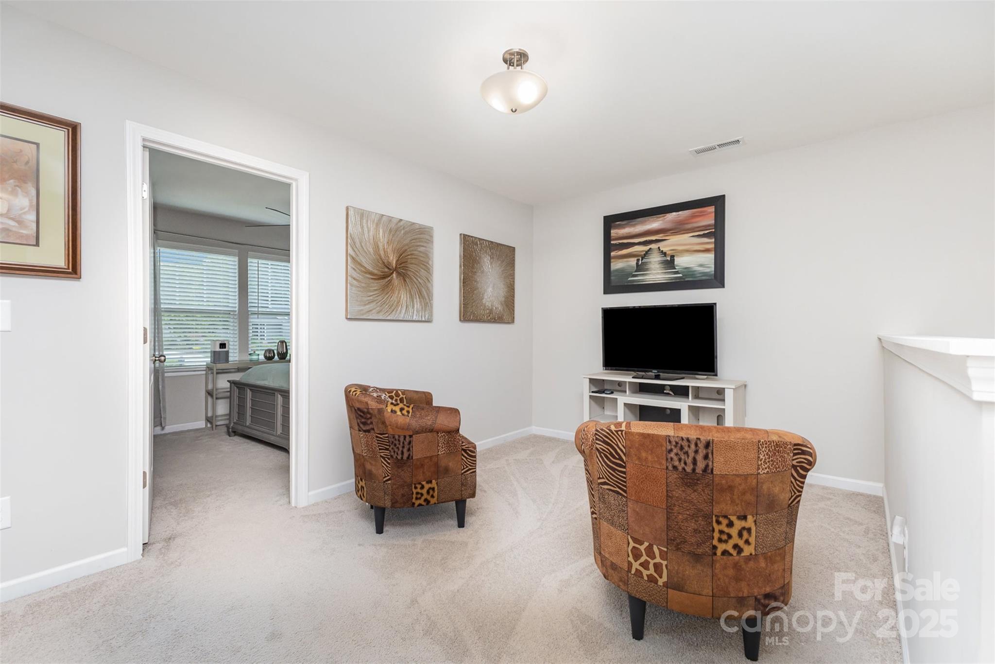 1117 Laurel Woods Drive