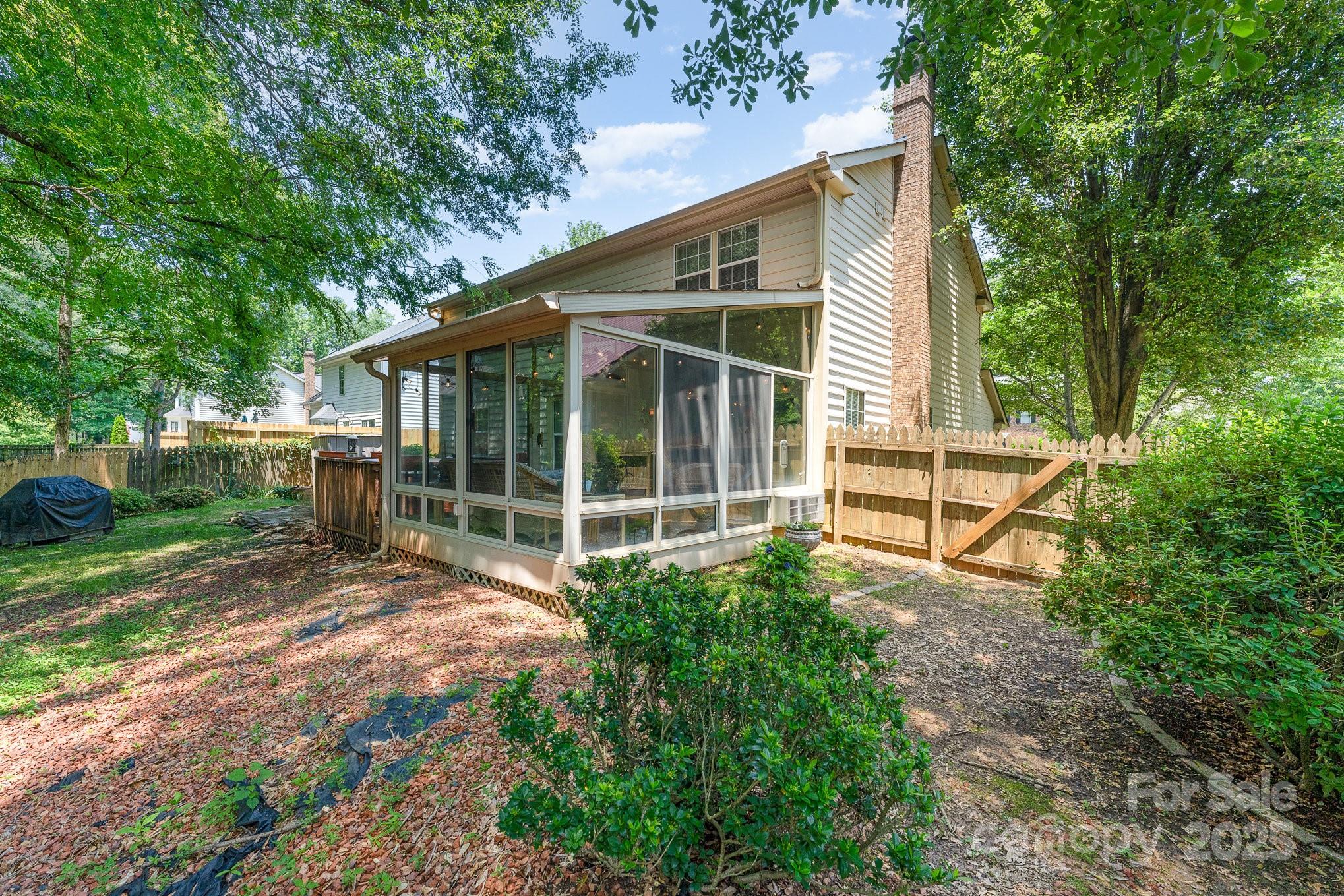 8701 Appaloosa Way Lane