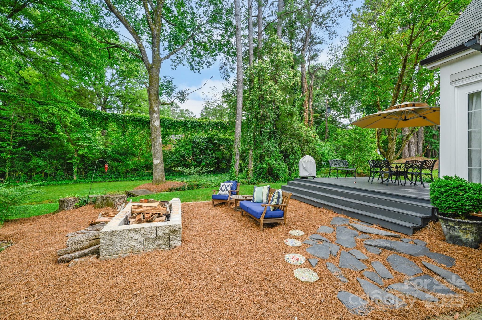 1040 Goshen Place