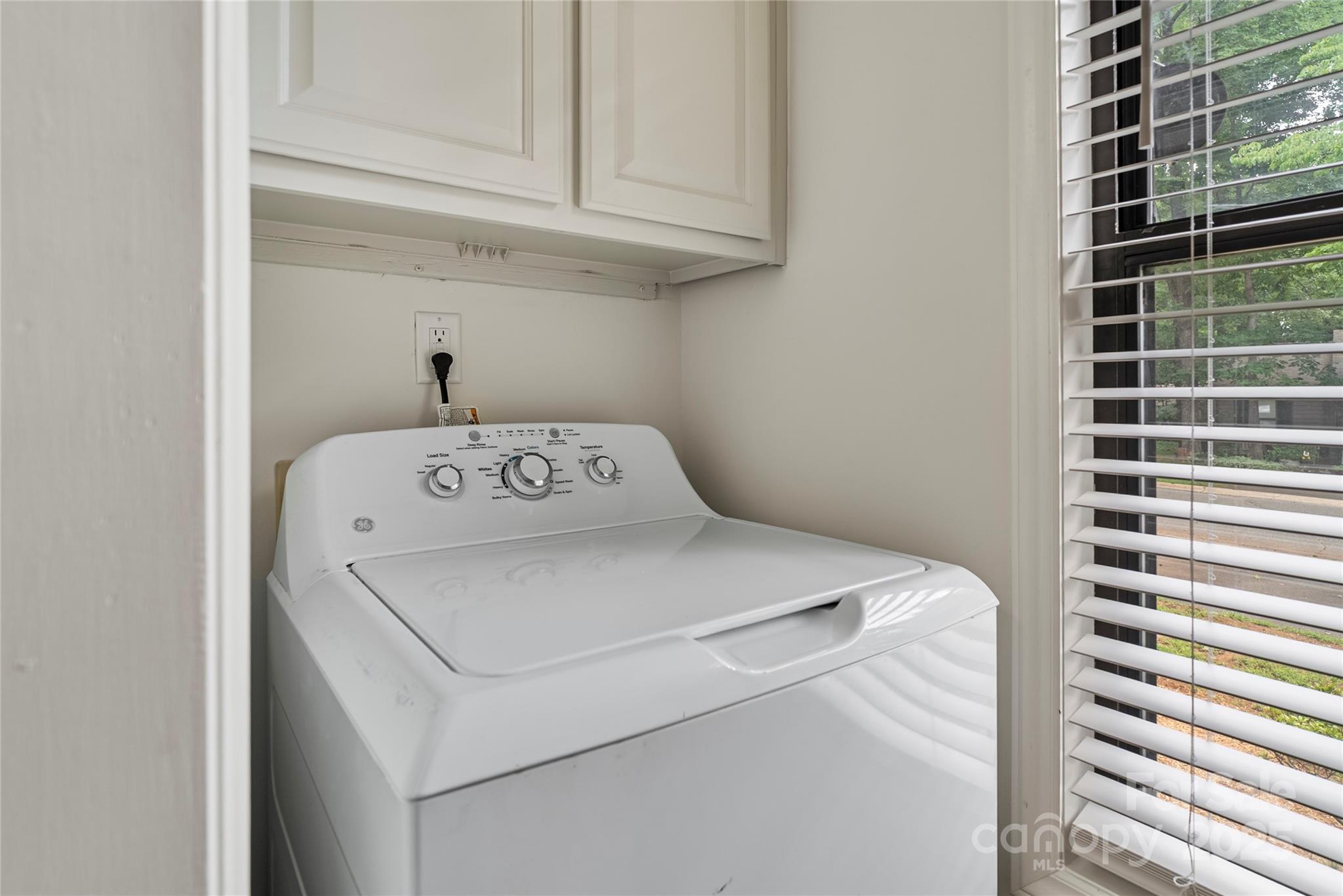 407 Sweetgum Drive Unit: B