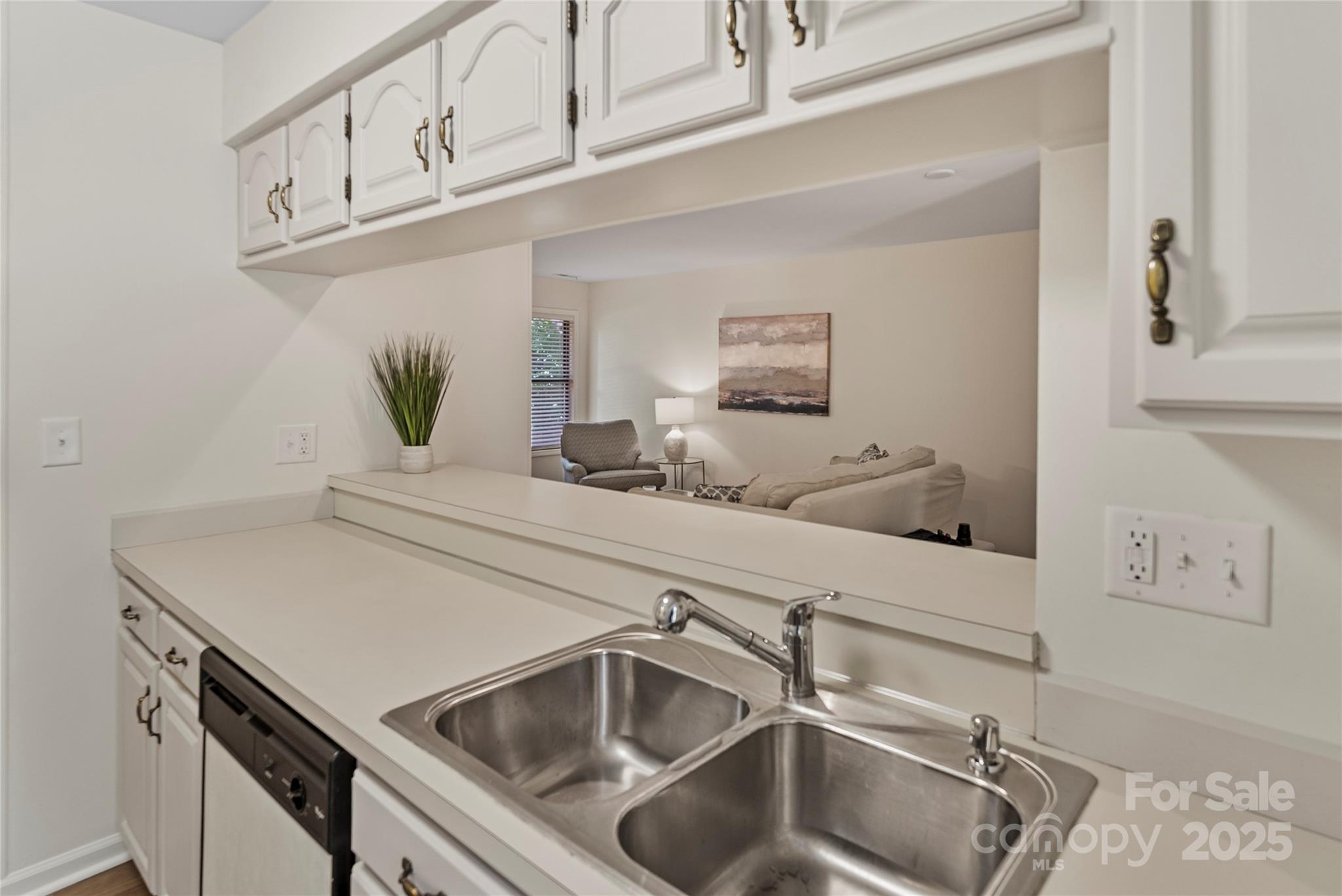 407 Sweetgum Drive Unit: B