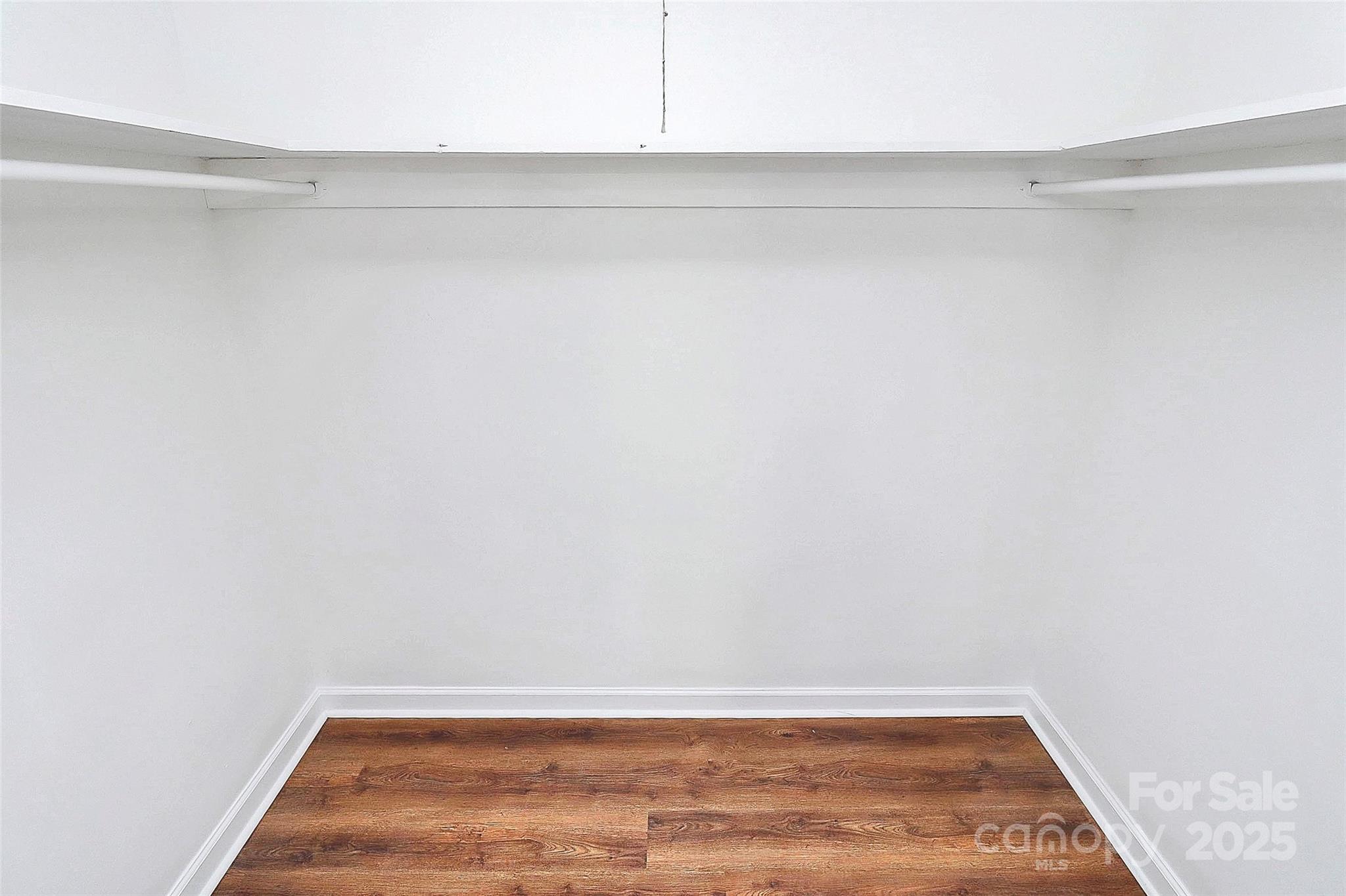 1300 Queens Road Unit: 405