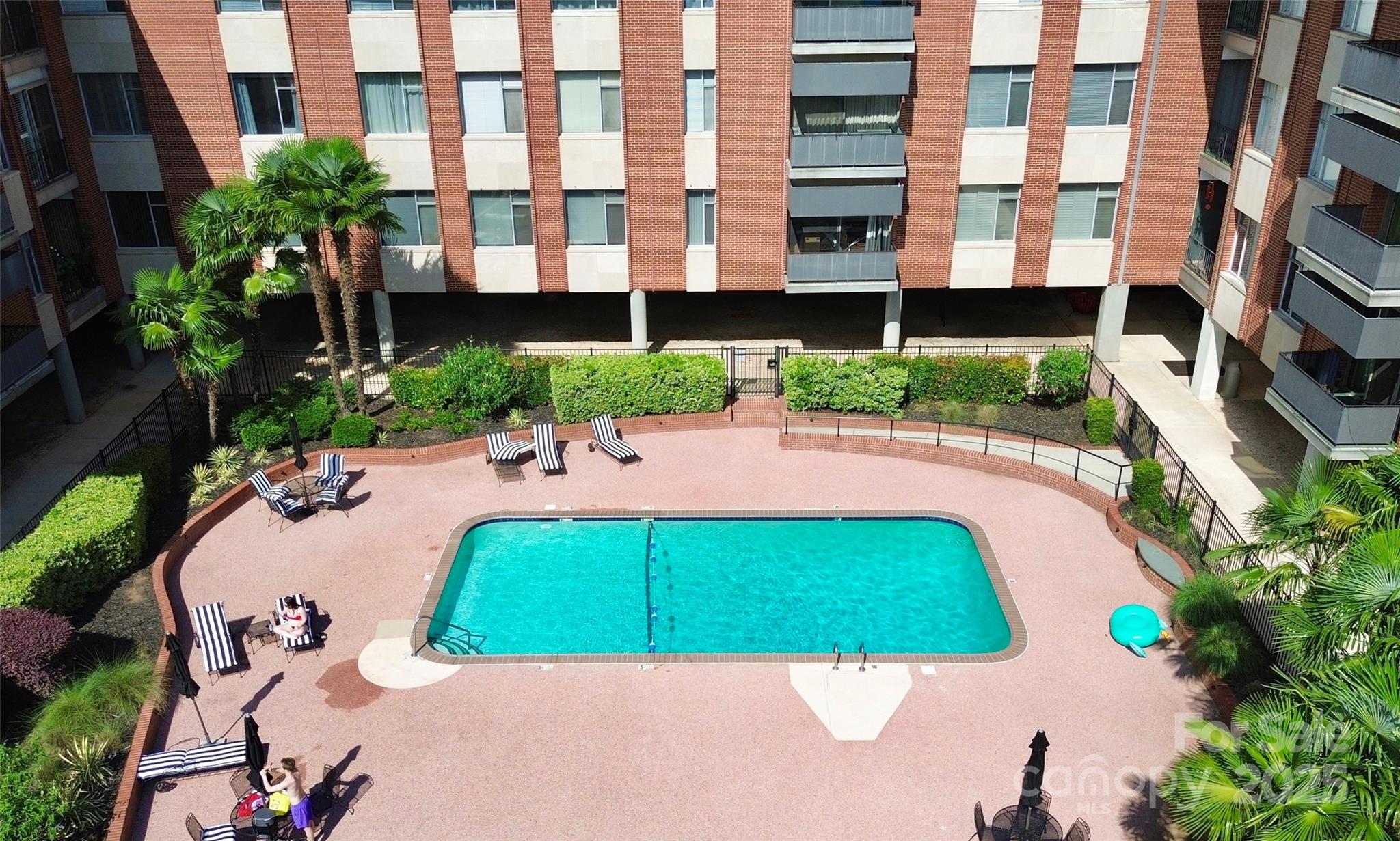 1300 Queens Road Unit: 405