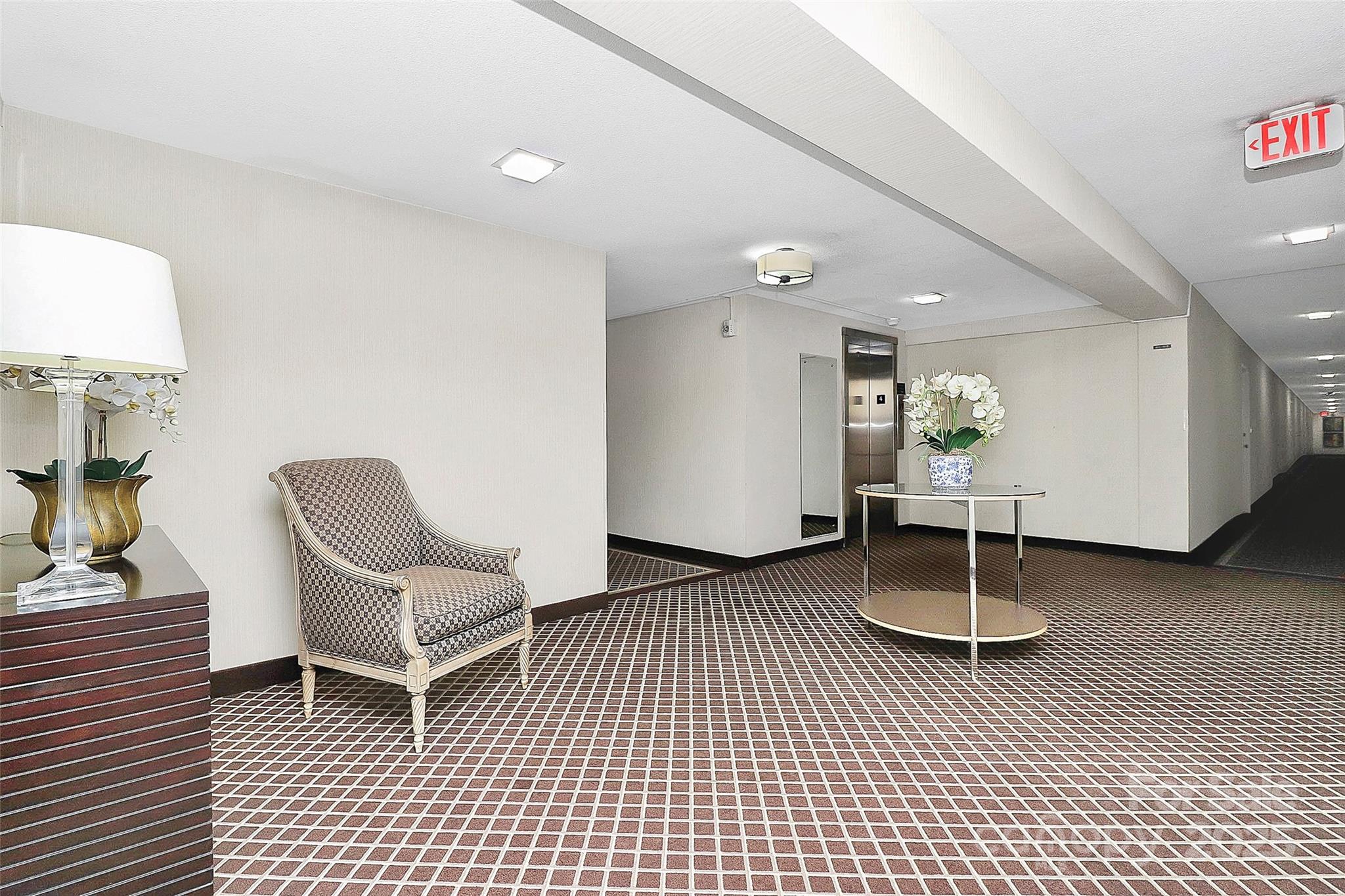 1300 Queens Road Unit: 405