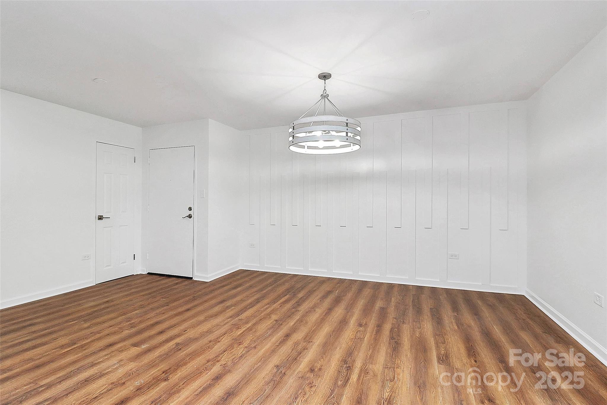 1300 Queens Road Unit: 405