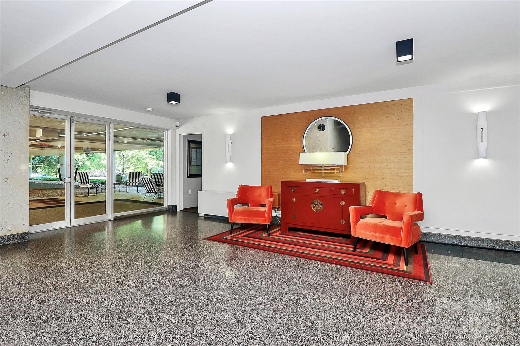 1300 Queens Road Unit: 405