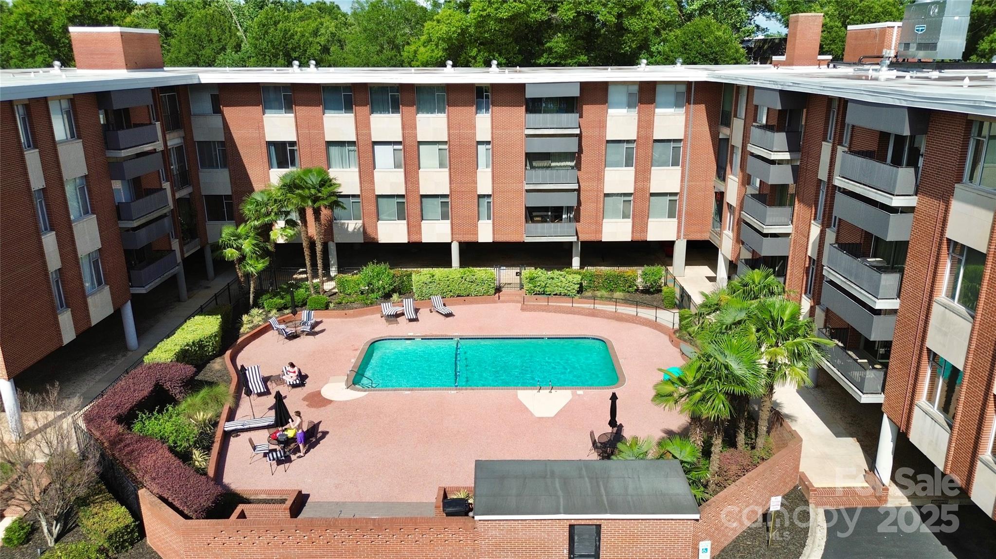 1300 Queens Road Unit: 405