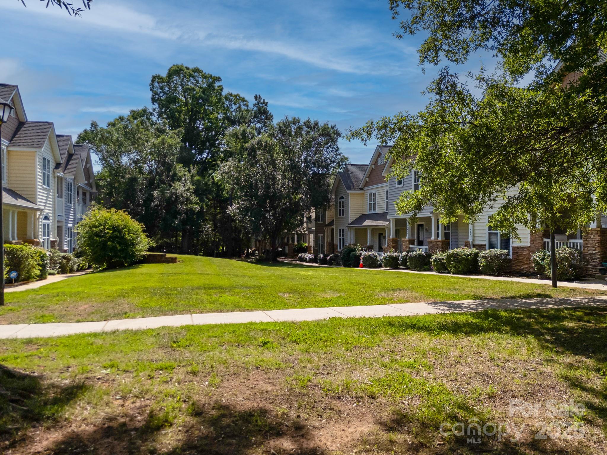 11021 Dundarrach Lane Unit: 40
