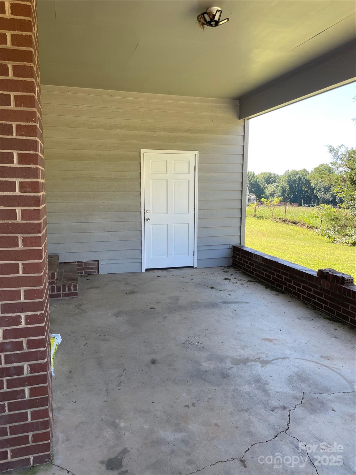 28518 Flint Ridge Road