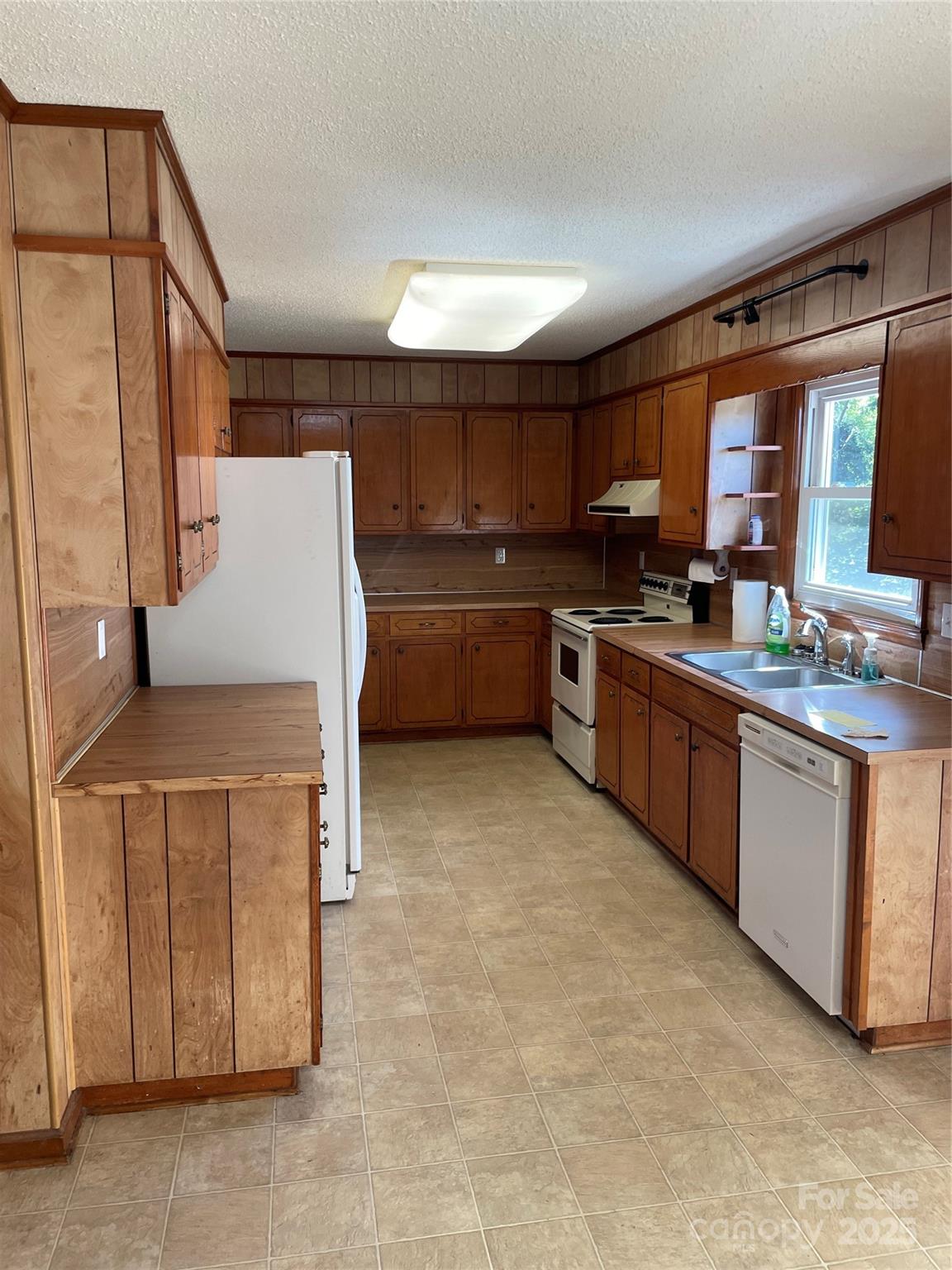 28518 Flint Ridge Road