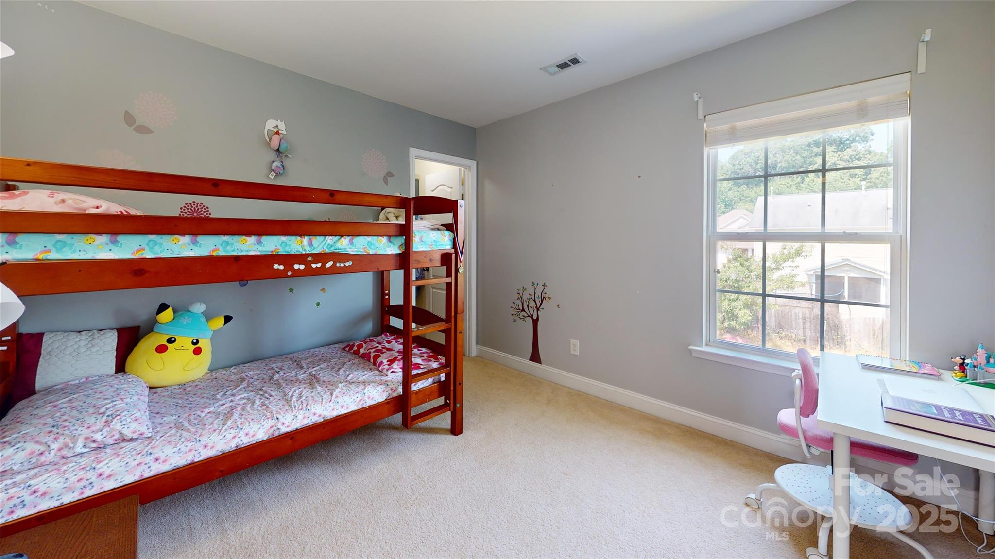 6313 Woodland Commons Drive