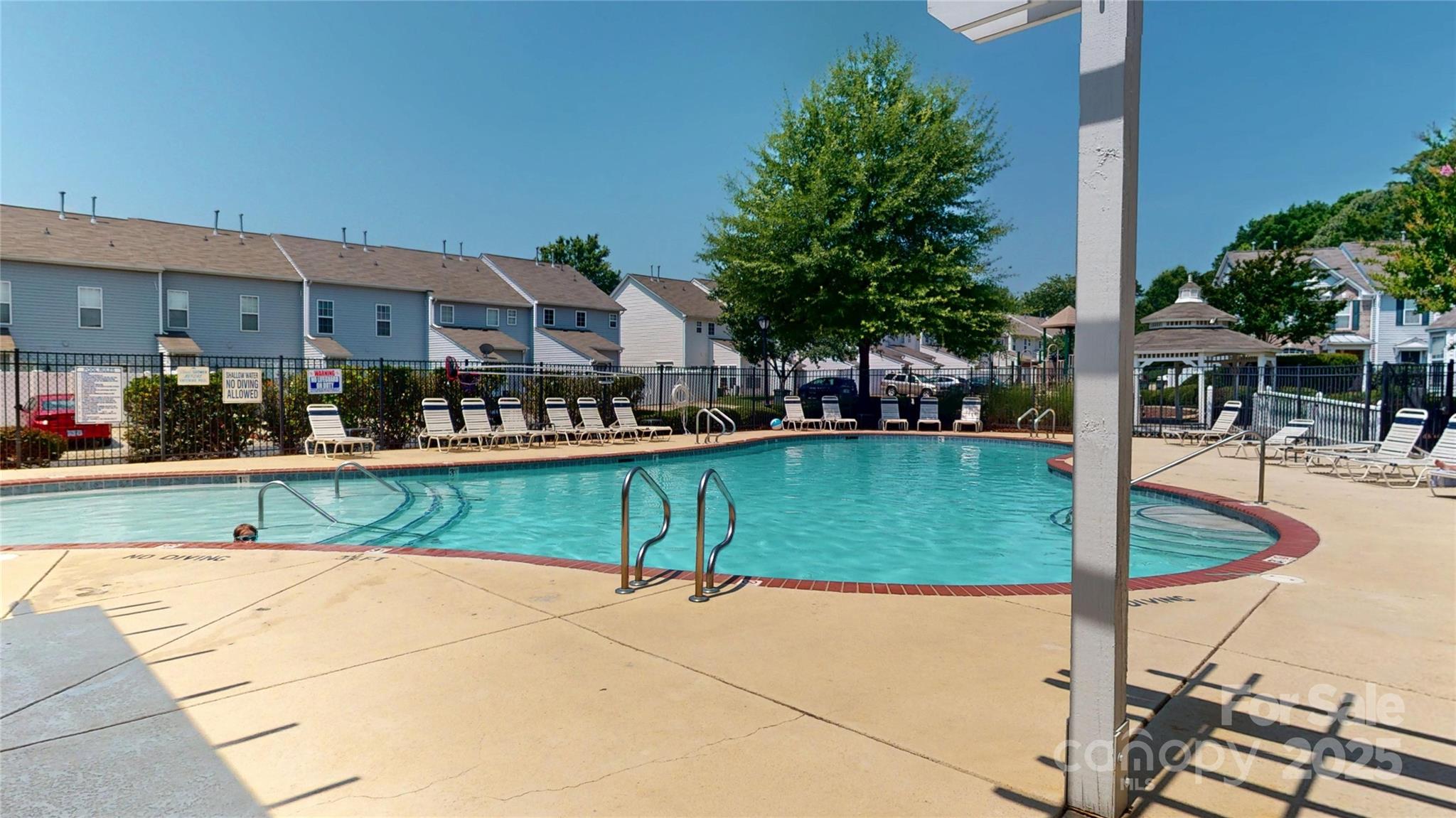 6313 Woodland Commons Drive