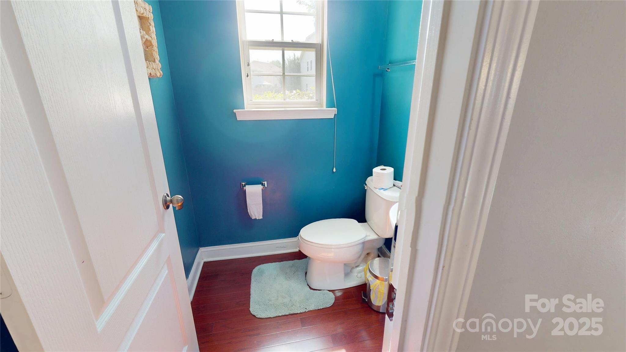 6313 Woodland Commons Drive