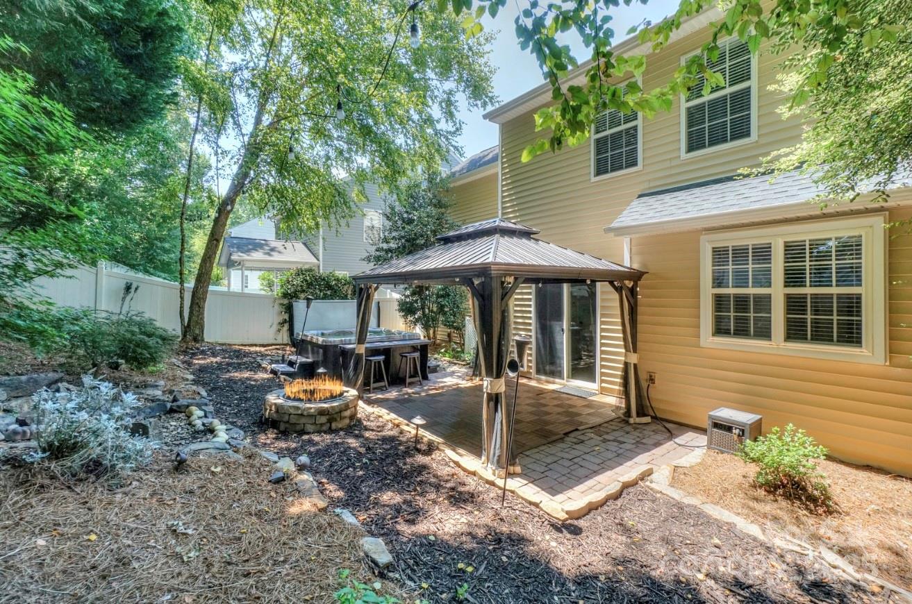 17916 Caldwell Track Drive