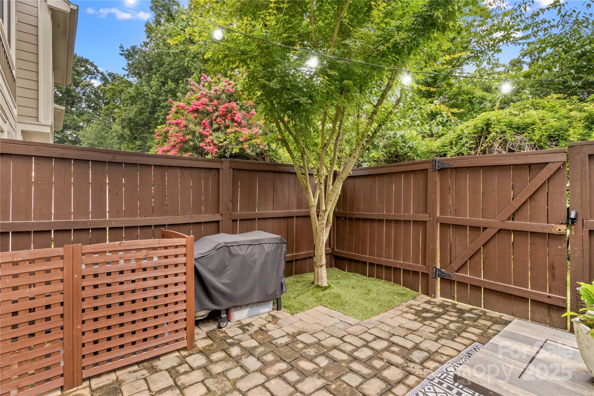 1013 Park West Drive Unit: 5