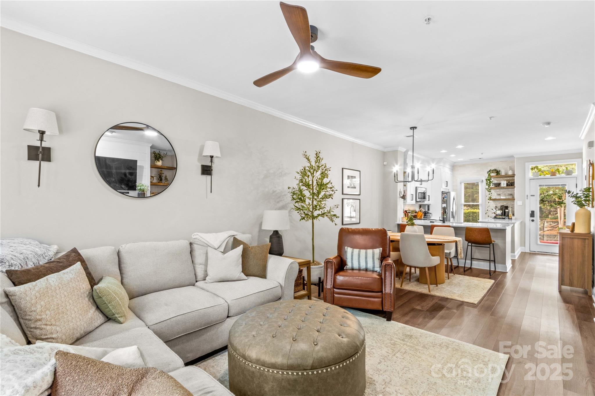 1013 Park West Drive Unit: 5