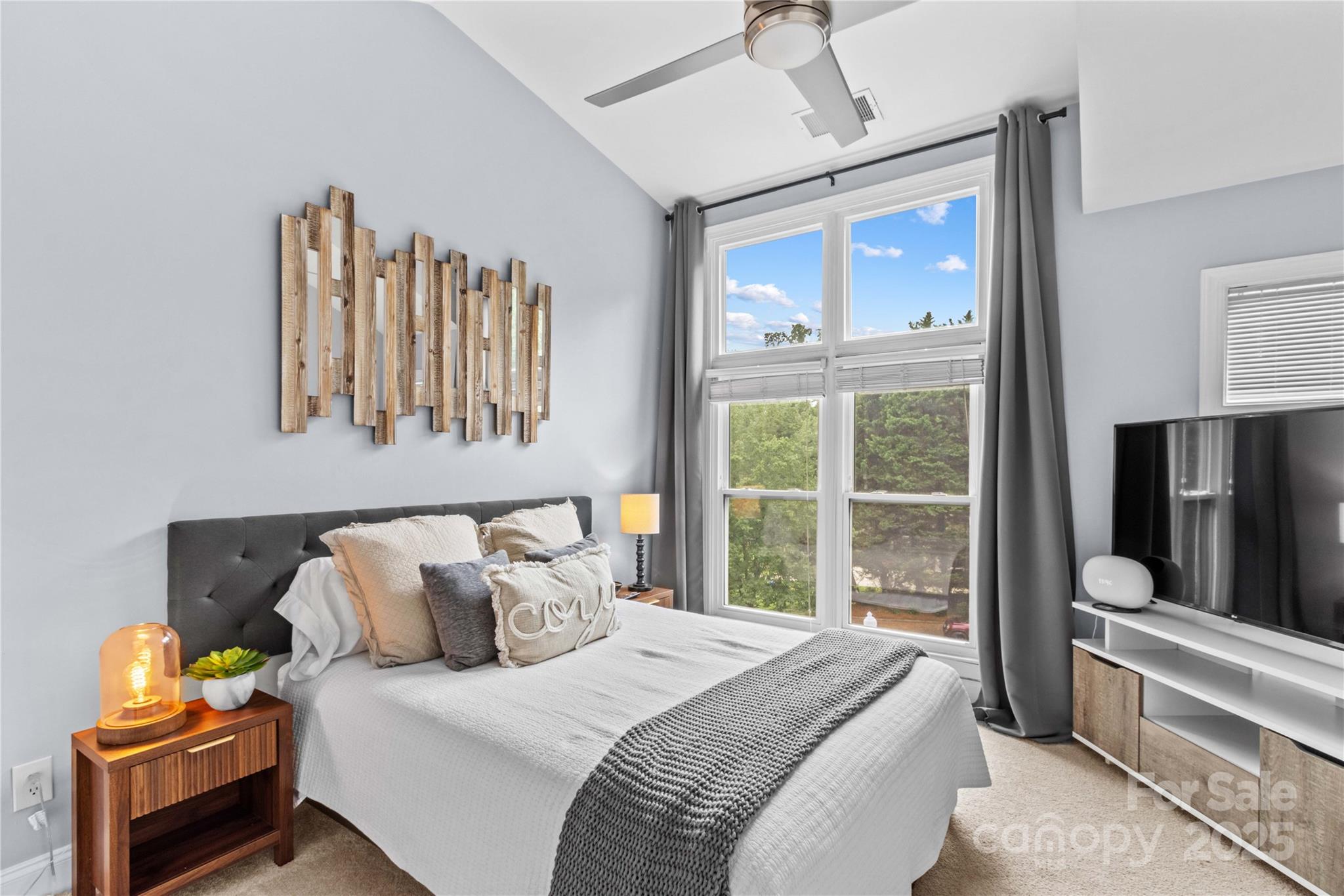 1013 Park West Drive Unit: 5