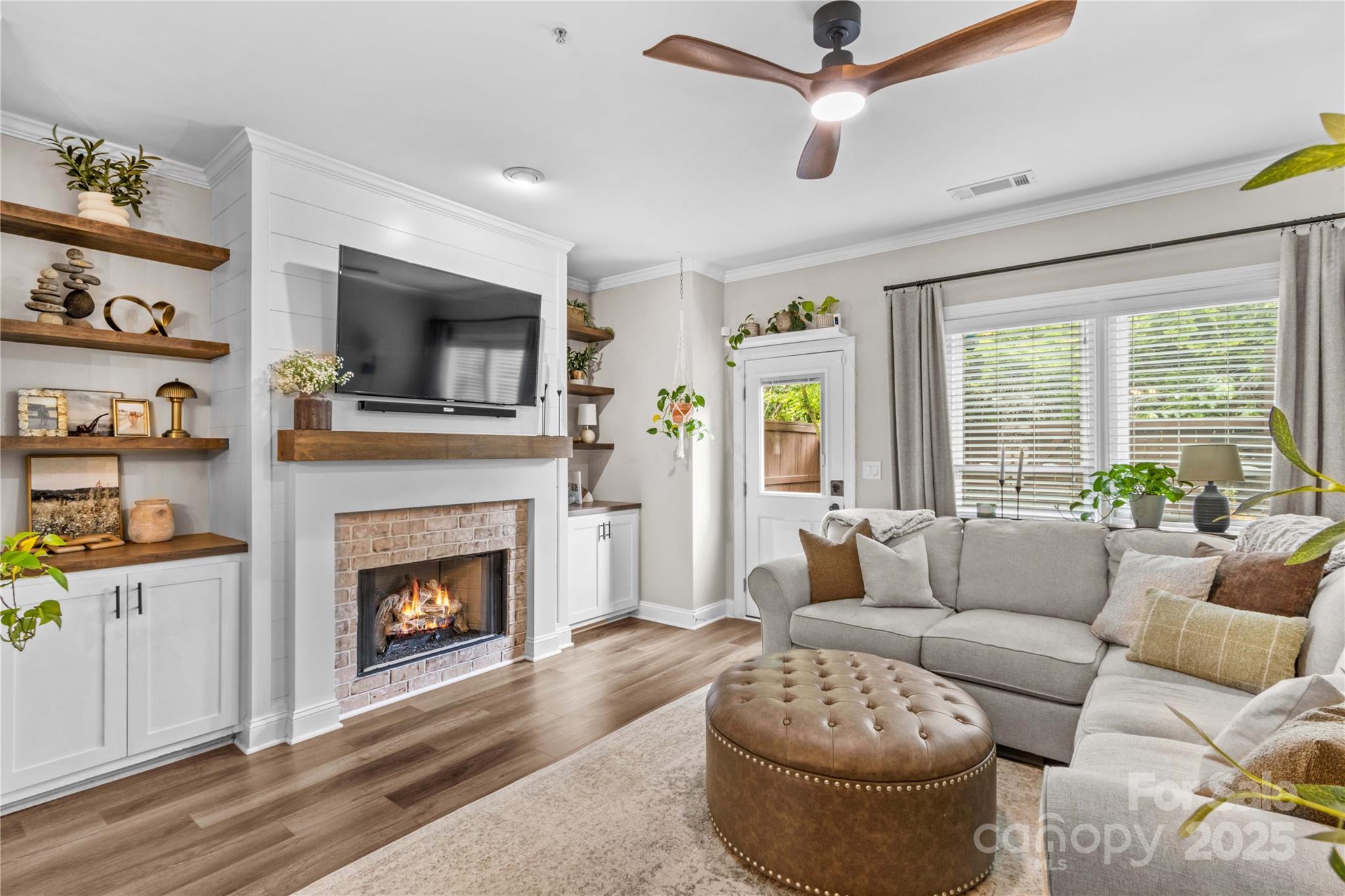 1013 Park West Drive Unit: 5