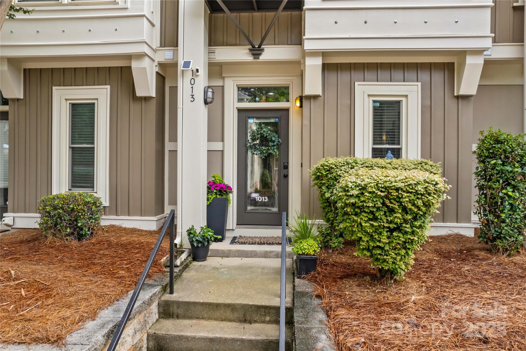 1013 Park West Drive Unit: 5