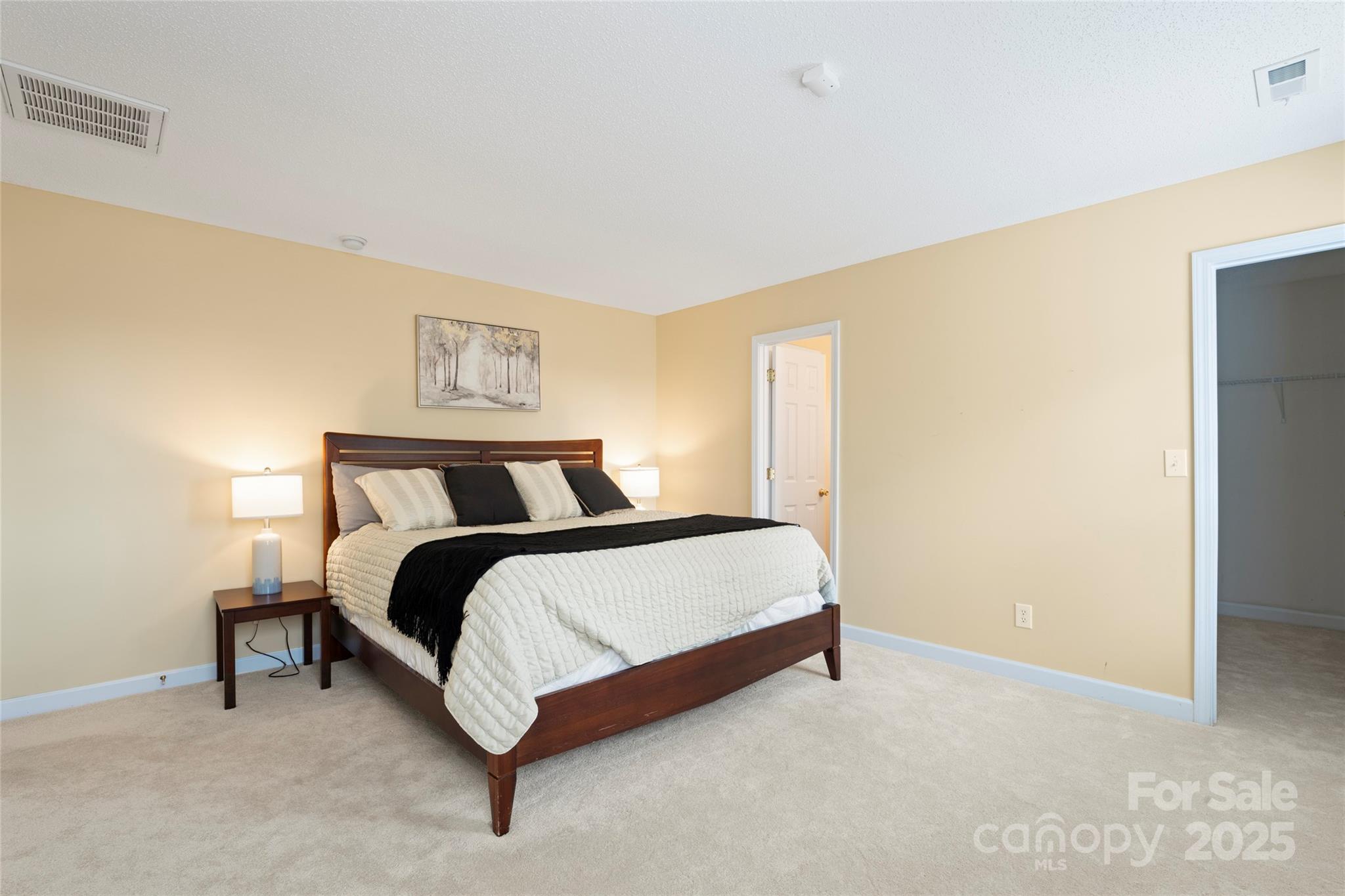 7616 Shiny Meadow Lane