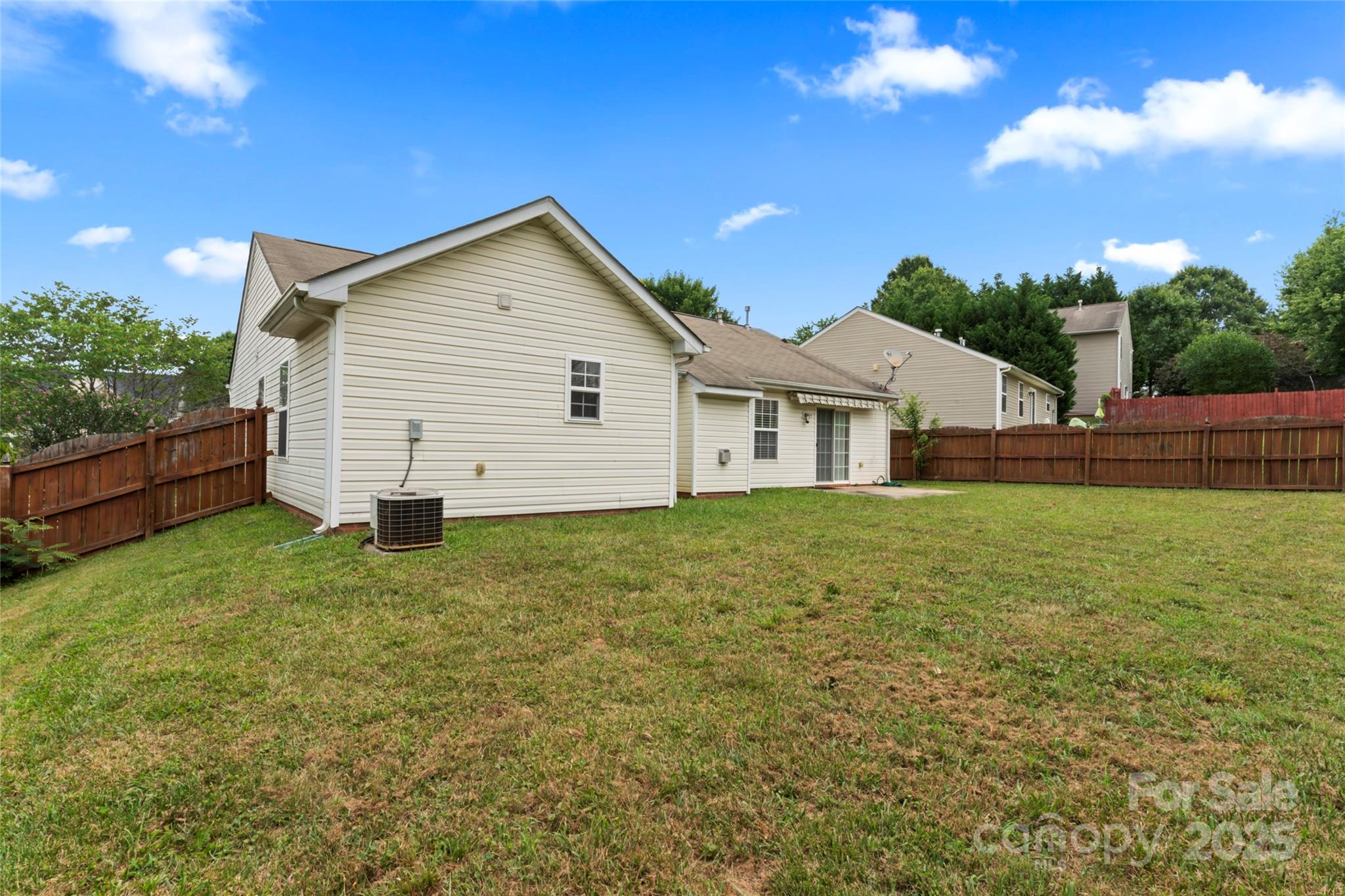 7616 Shiny Meadow Lane