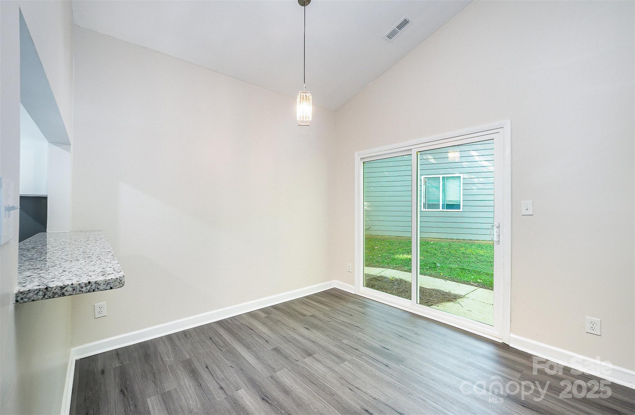 9122 Nathaniel Russell Lane