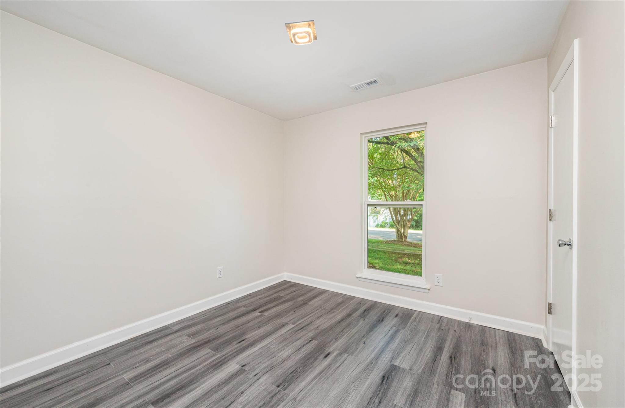 9122 Nathaniel Russell Lane
