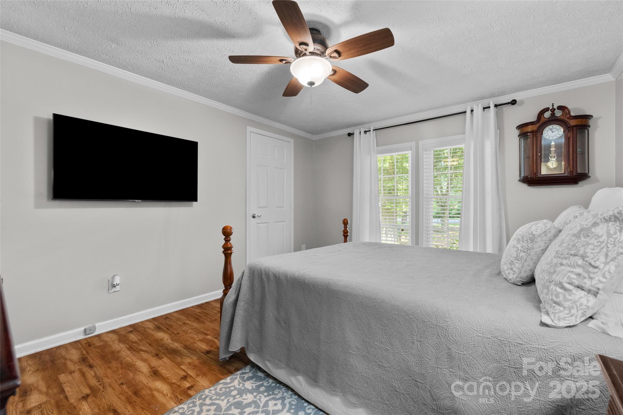 4534 Pebblebrook Circle SW