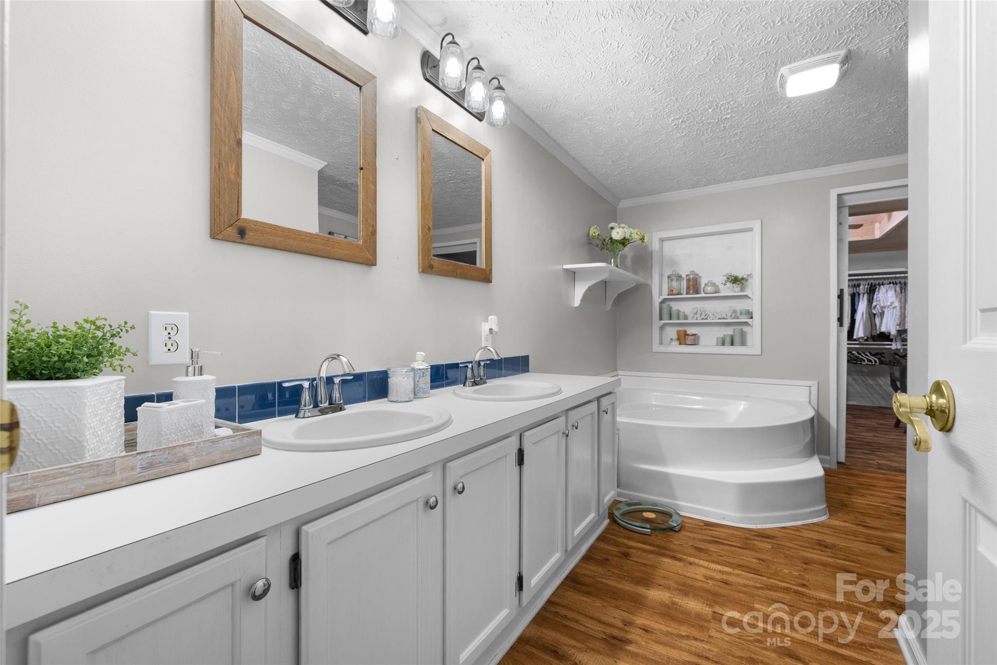 4534 Pebblebrook Circle SW