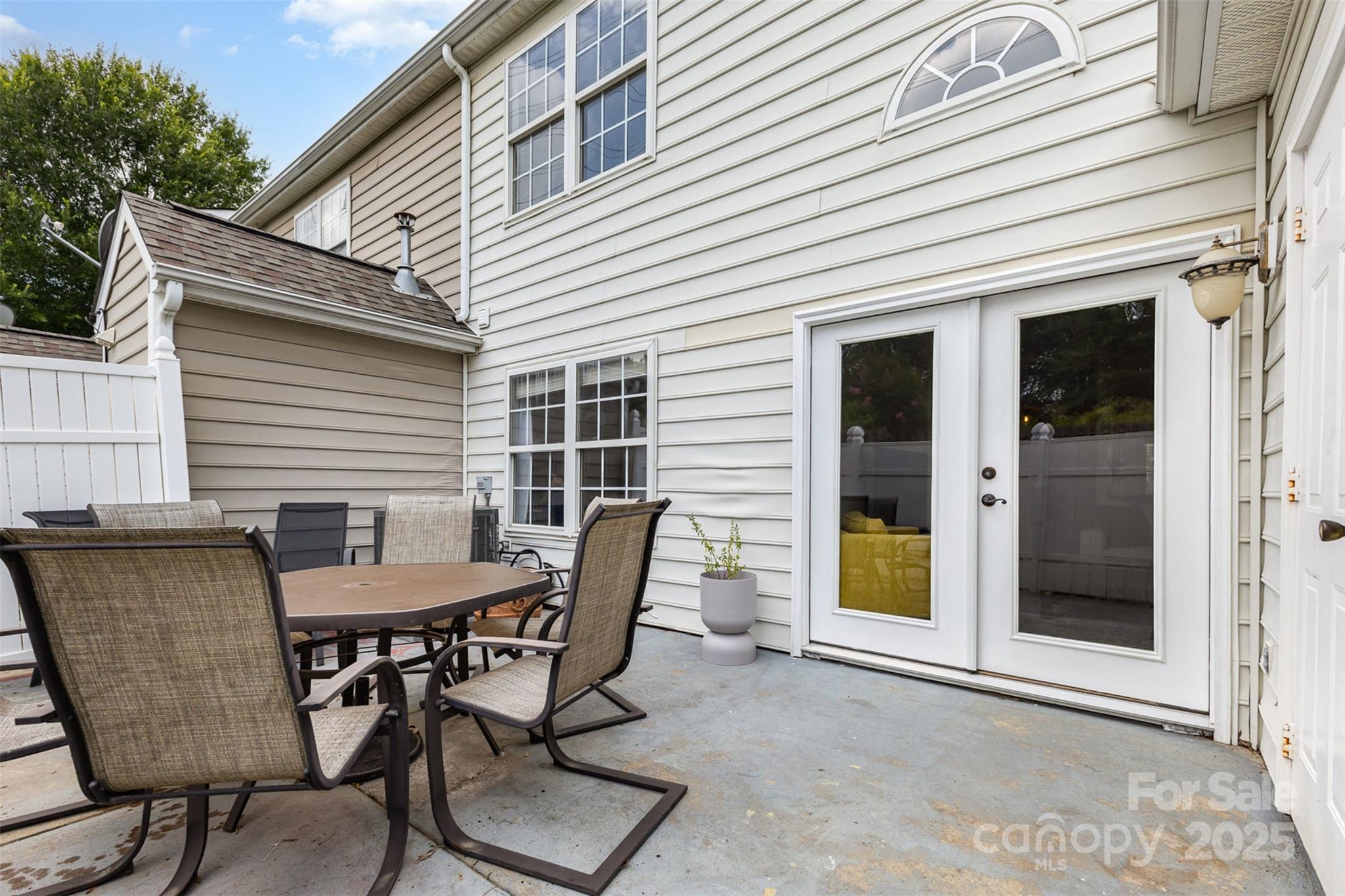 931 Heritage Parkway