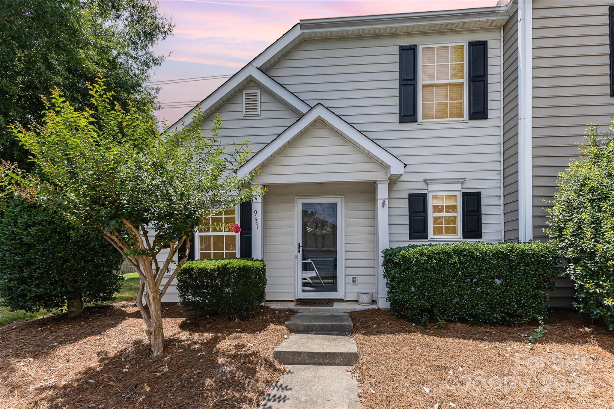 931 Heritage Parkway