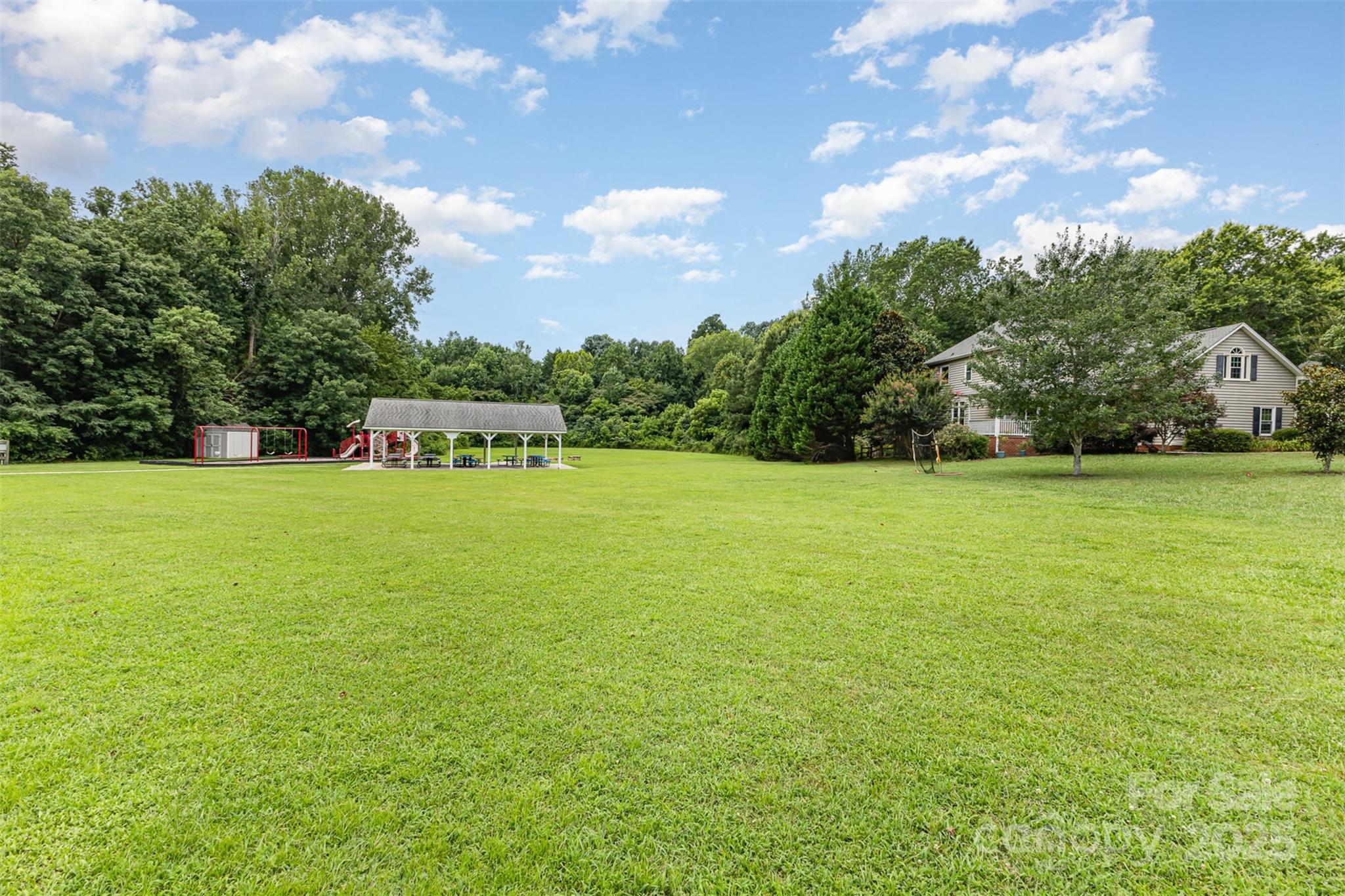 3313 Blue Jay Pass