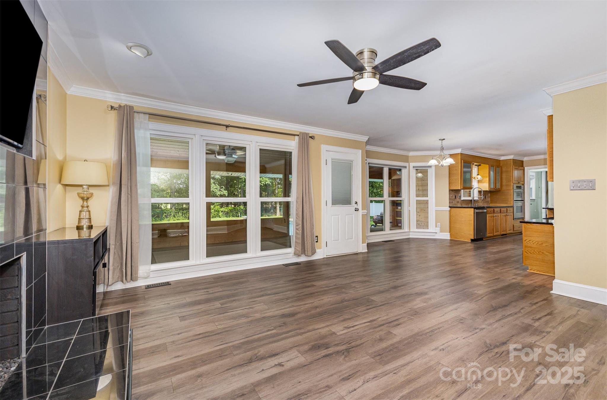 3313 Blue Jay Pass