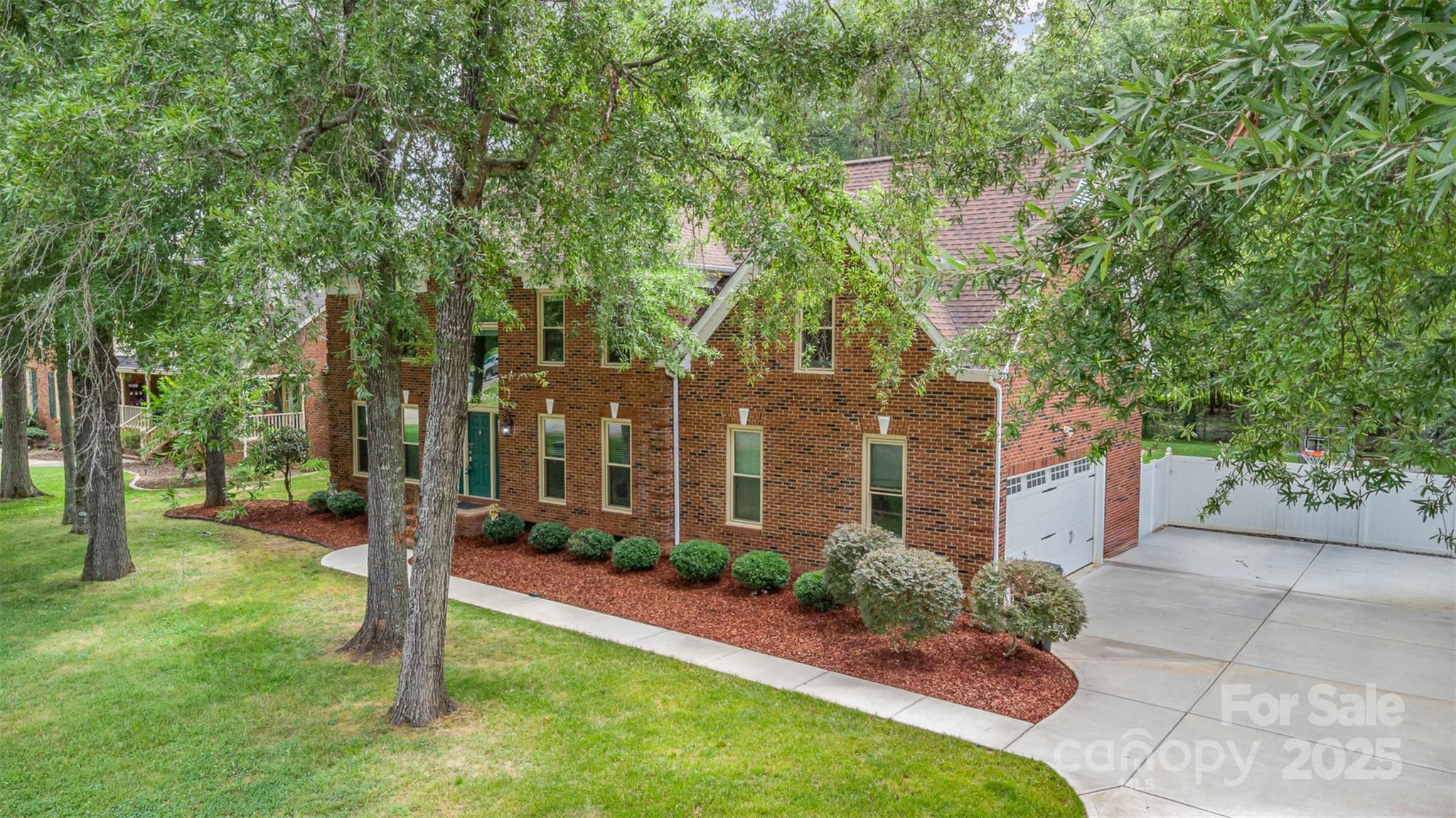 3313 Blue Jay Pass