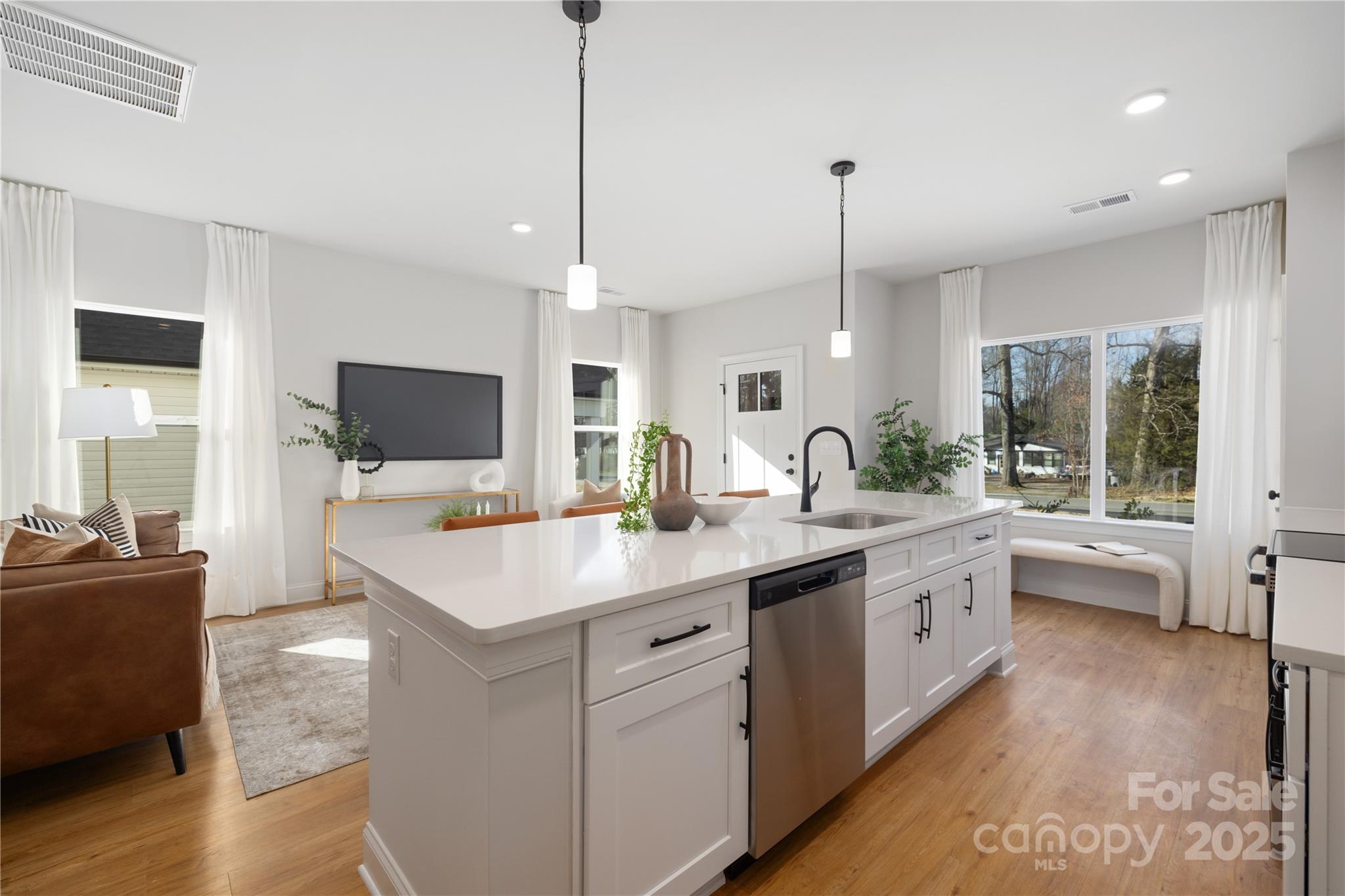 3316 Cedarhurst Drive