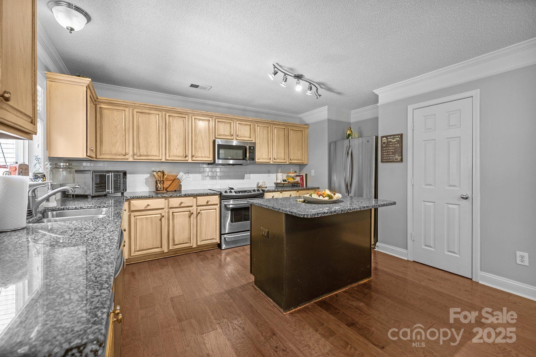 10418 Cullen Court