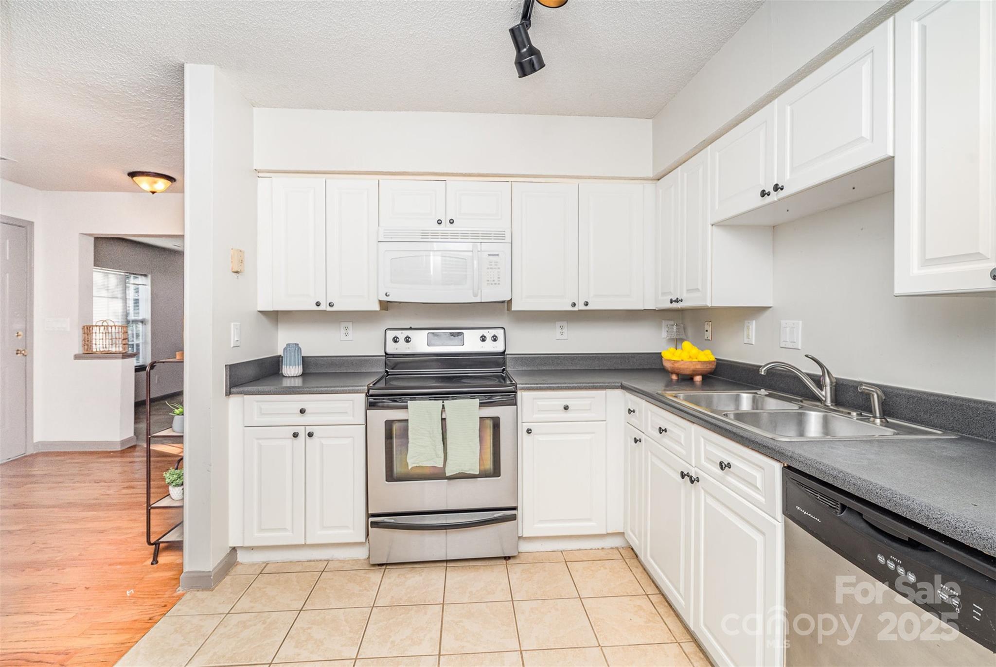 3630 Melrose Cottage Drive