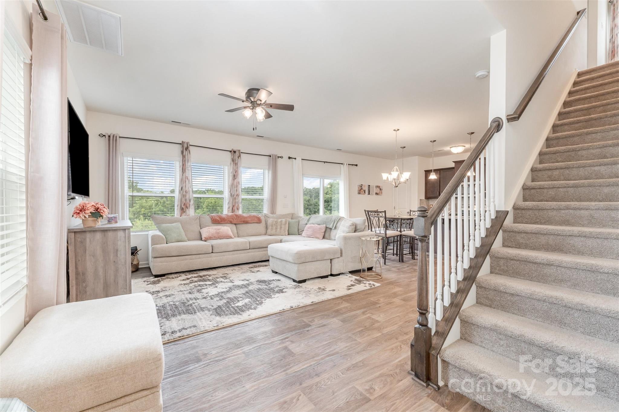 1111 Freeman View Drive