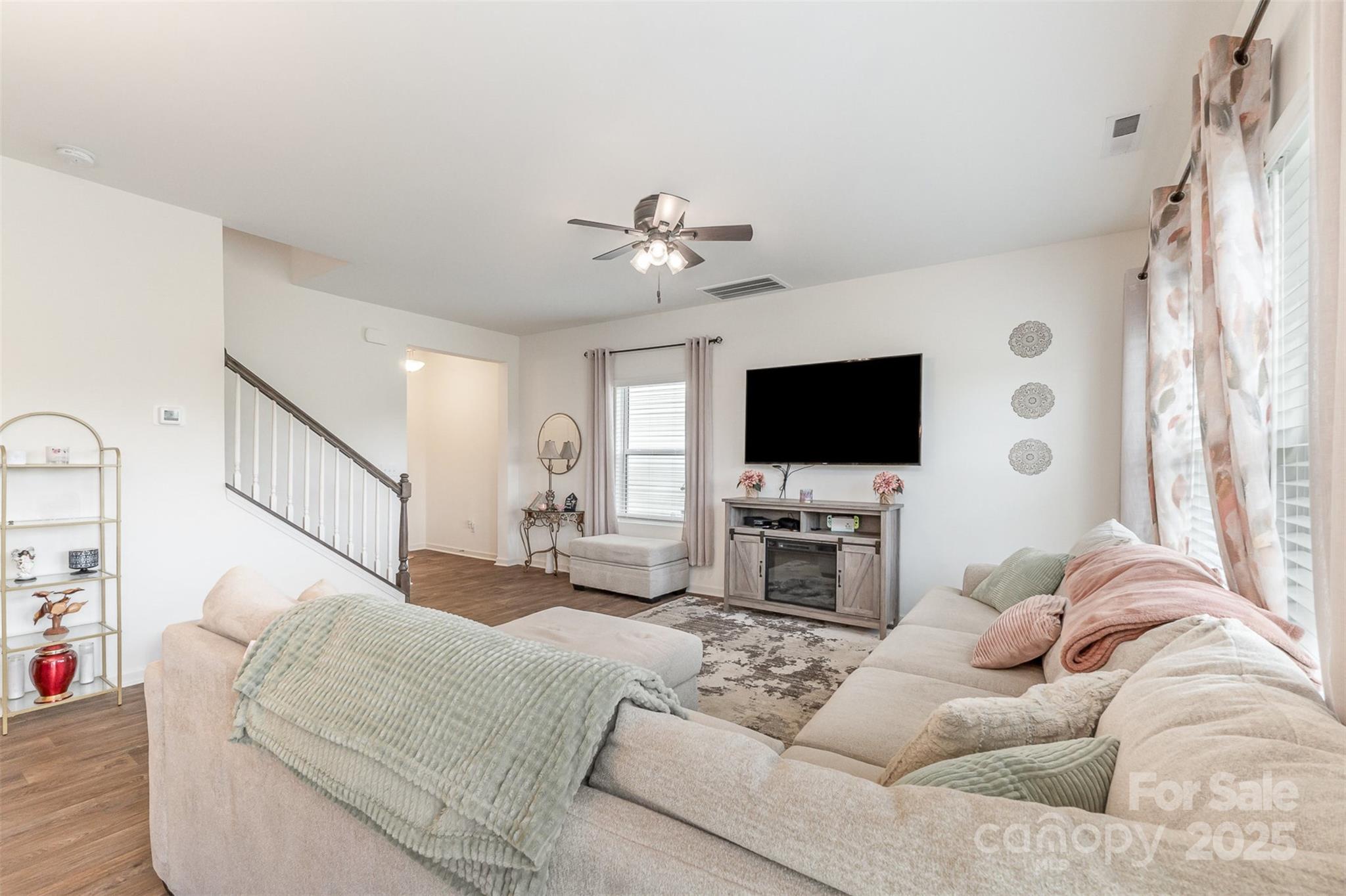 1111 Freeman View Drive