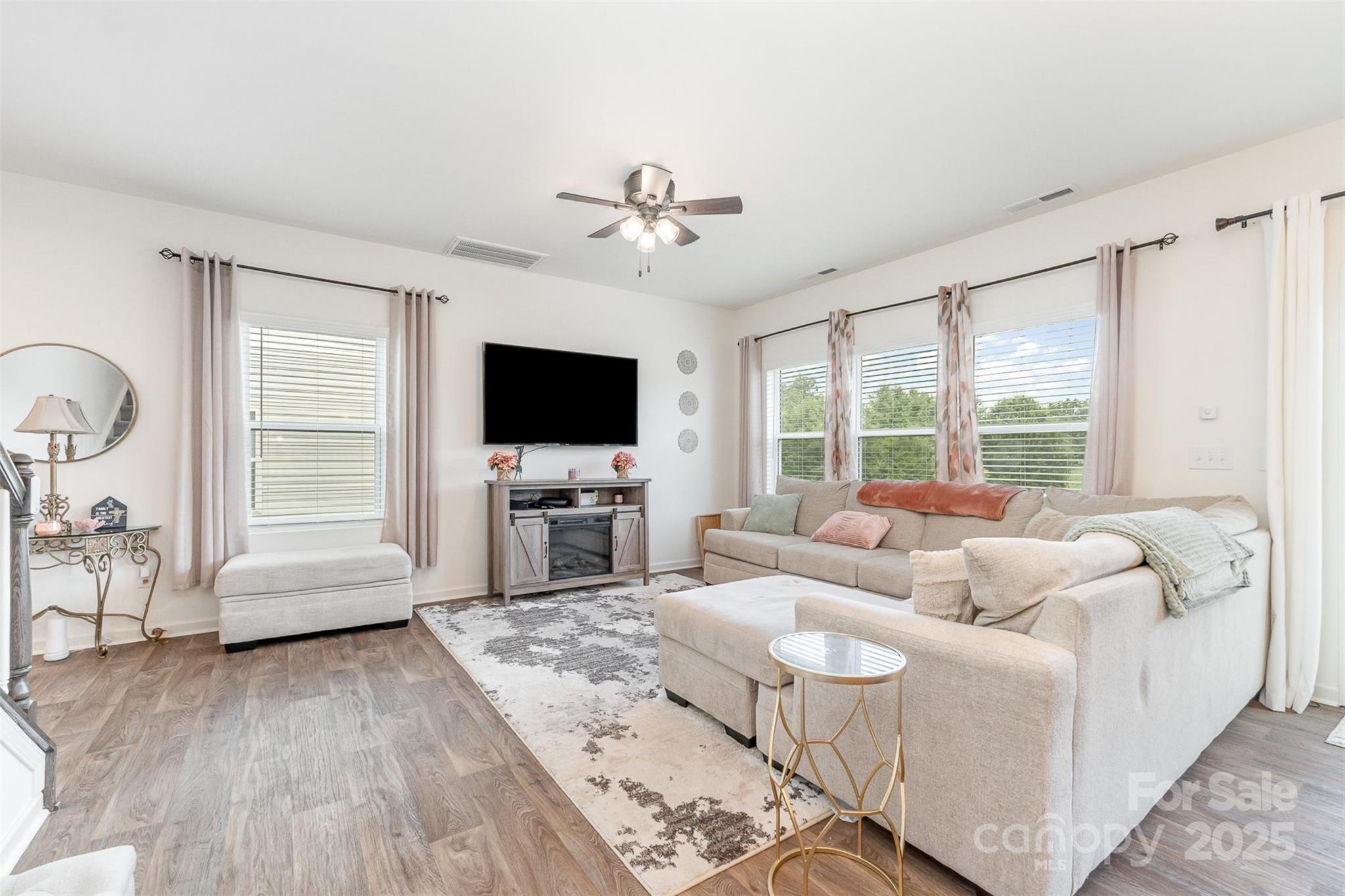 1111 Freeman View Drive
