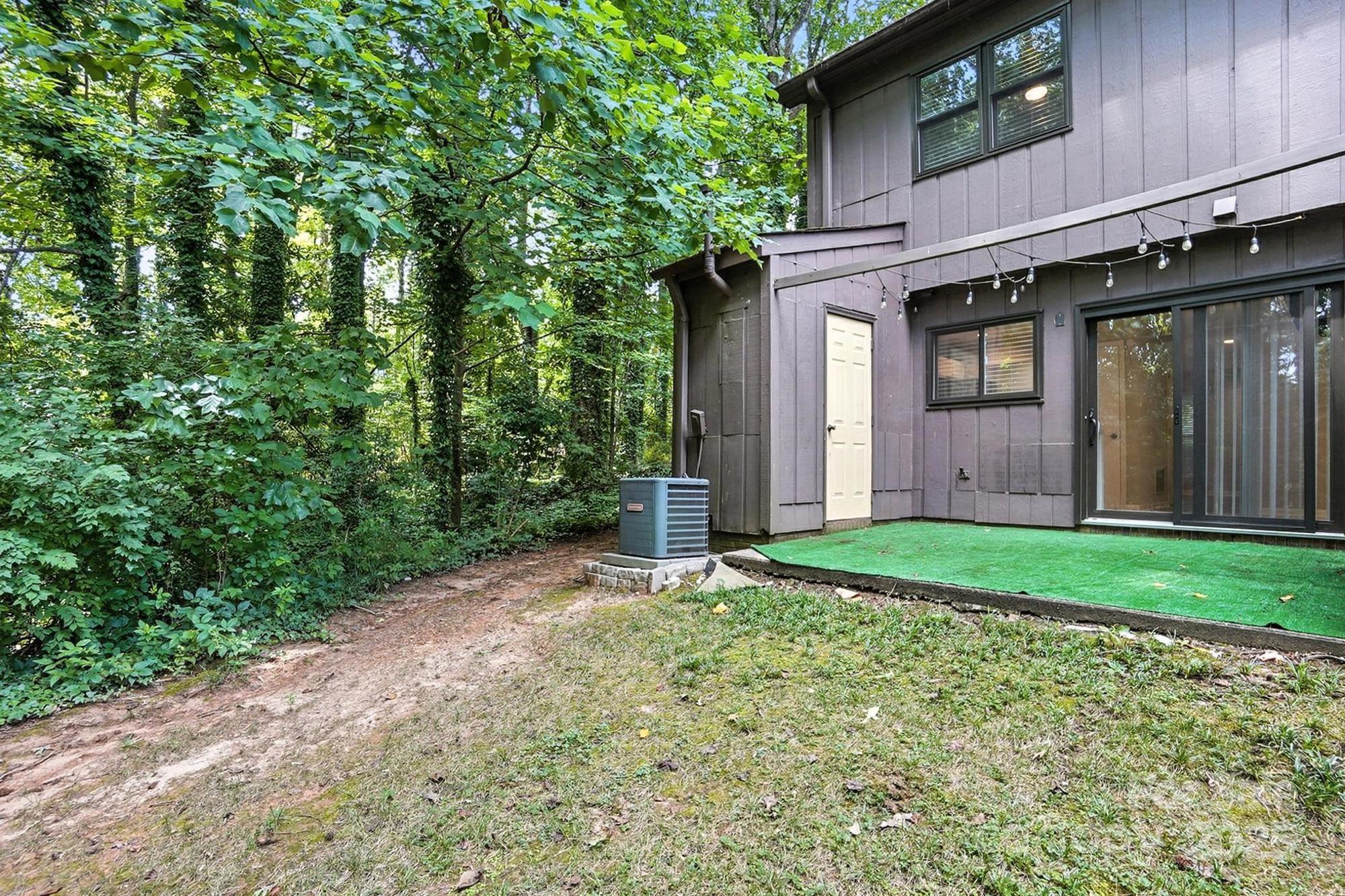 2509 Kilborne Drive Unit: J