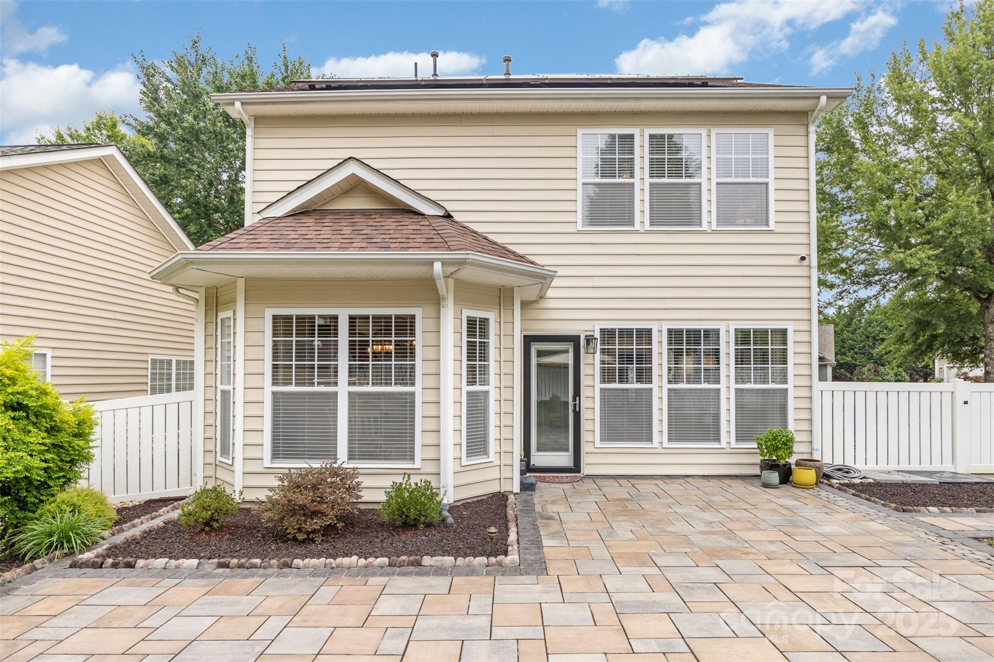 1323 Millbank Drive