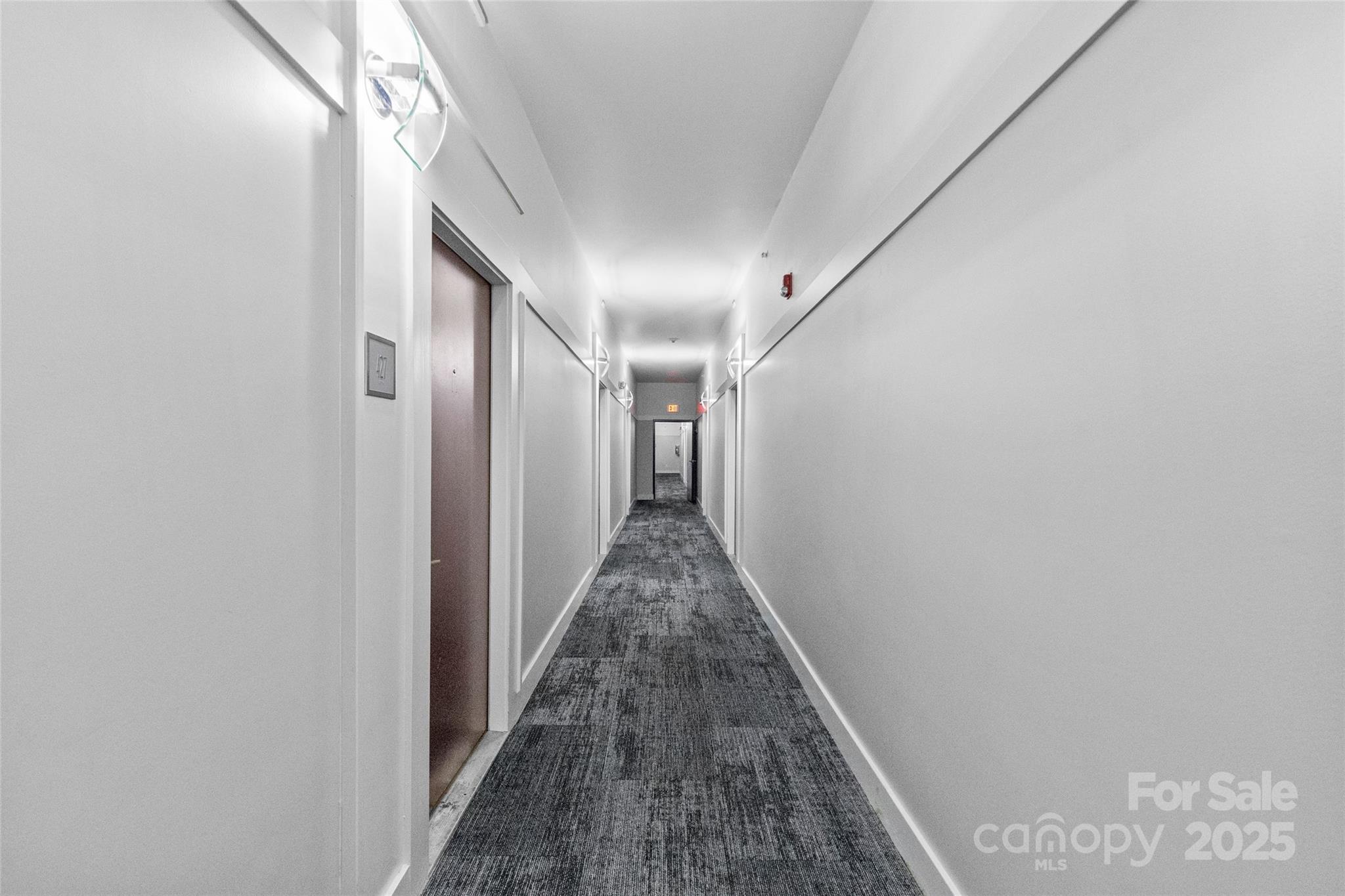 2125 Southend Drive Unit: 427