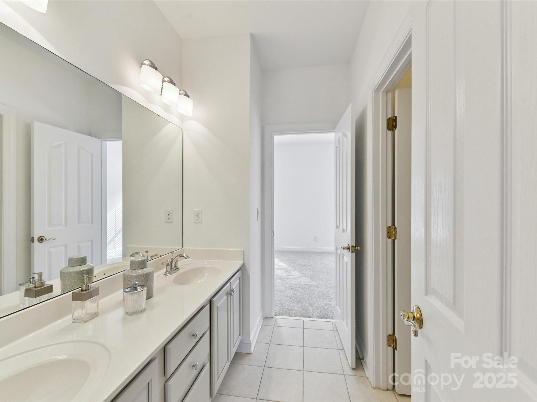 5434 Shoal Brook Court